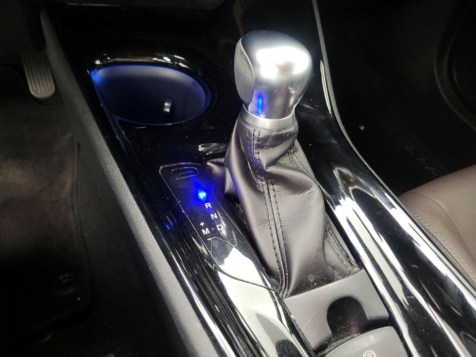 Thumbnail: 2019 Toyota C-HR - 17