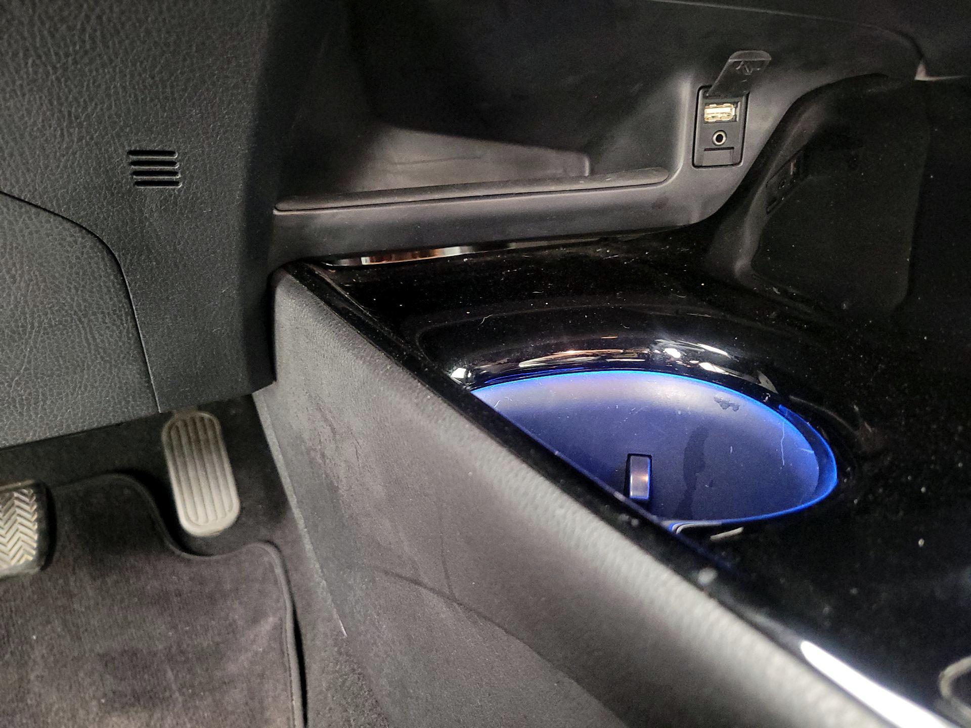 Thumbnail: 2019 Toyota C-HR - 18