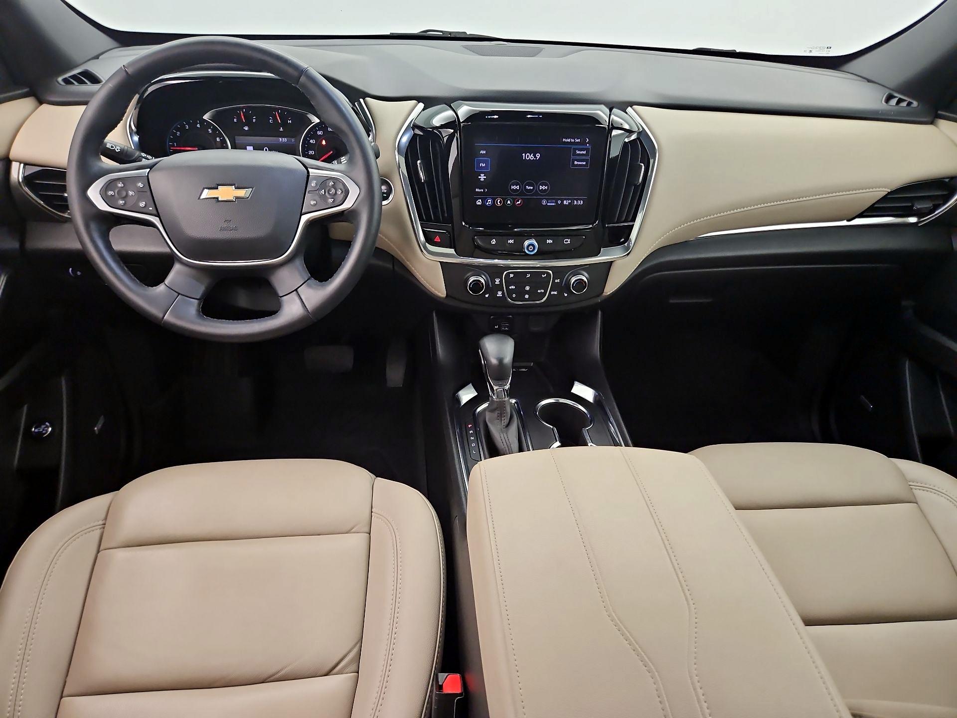 Thumbnail: 2023 Chevrolet Traverse - 9