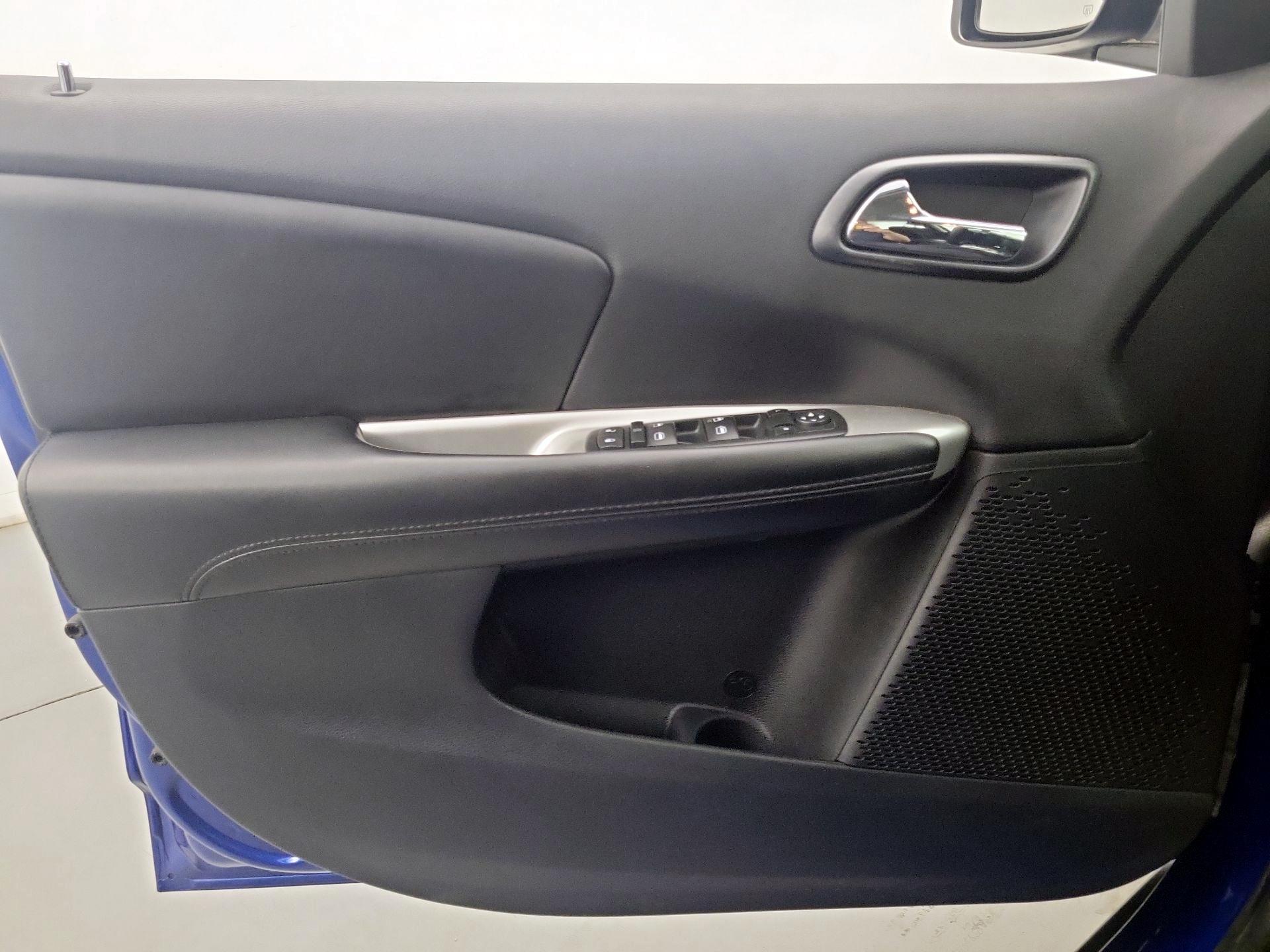 Thumbnail: 2015 Dodge Journey - 12