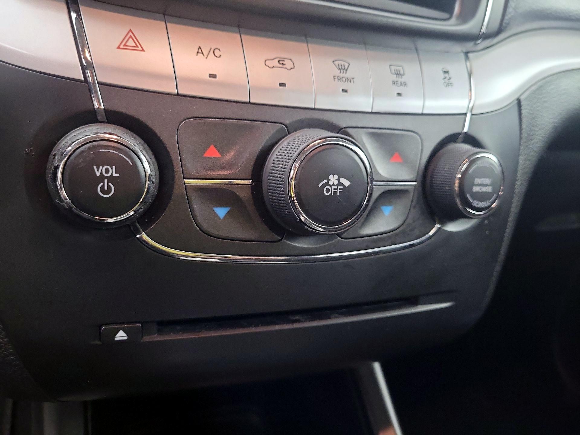 Thumbnail: 2015 Dodge Journey - 15