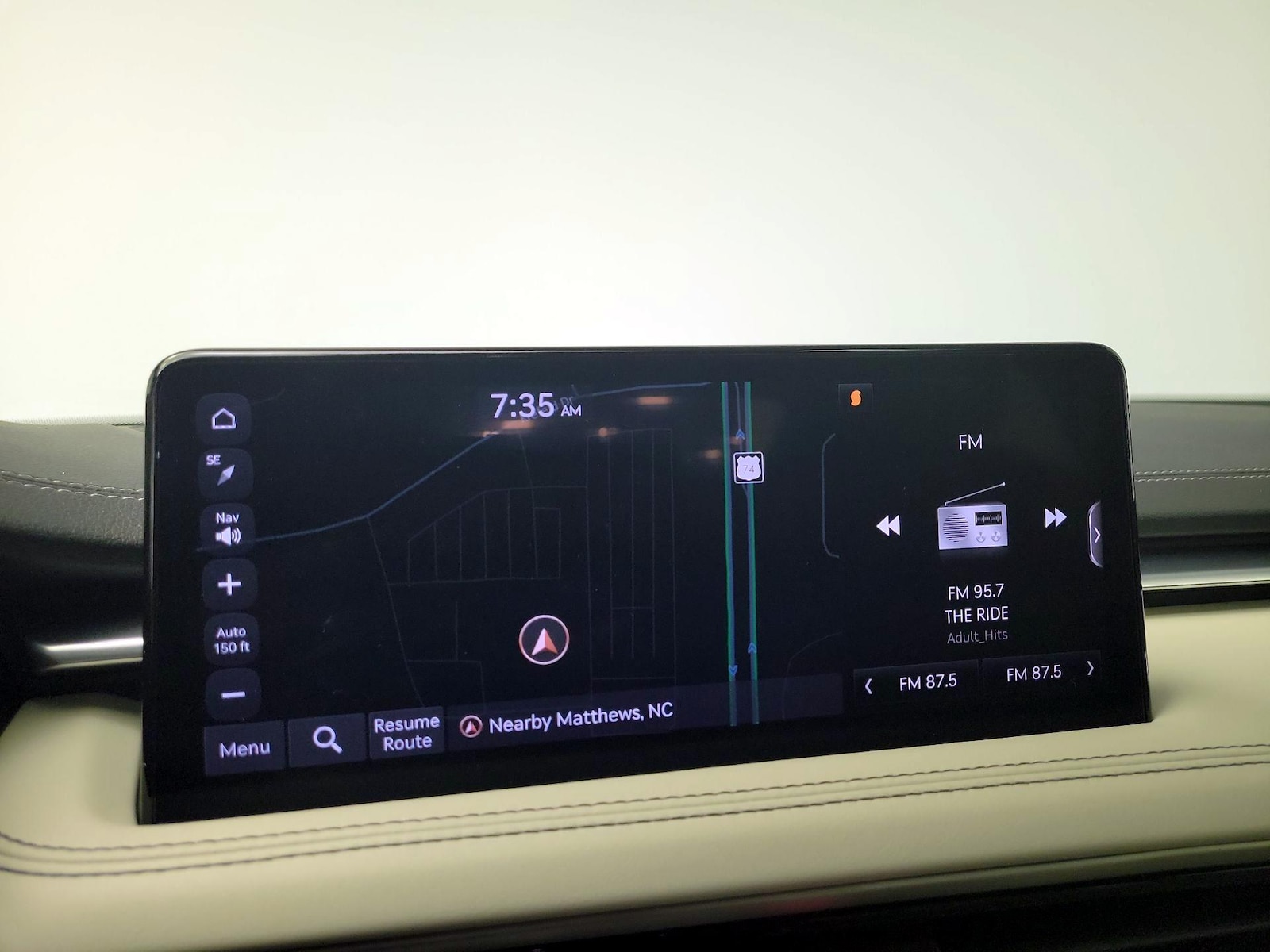 2025 GENESIS G70 Standard - Photo 15