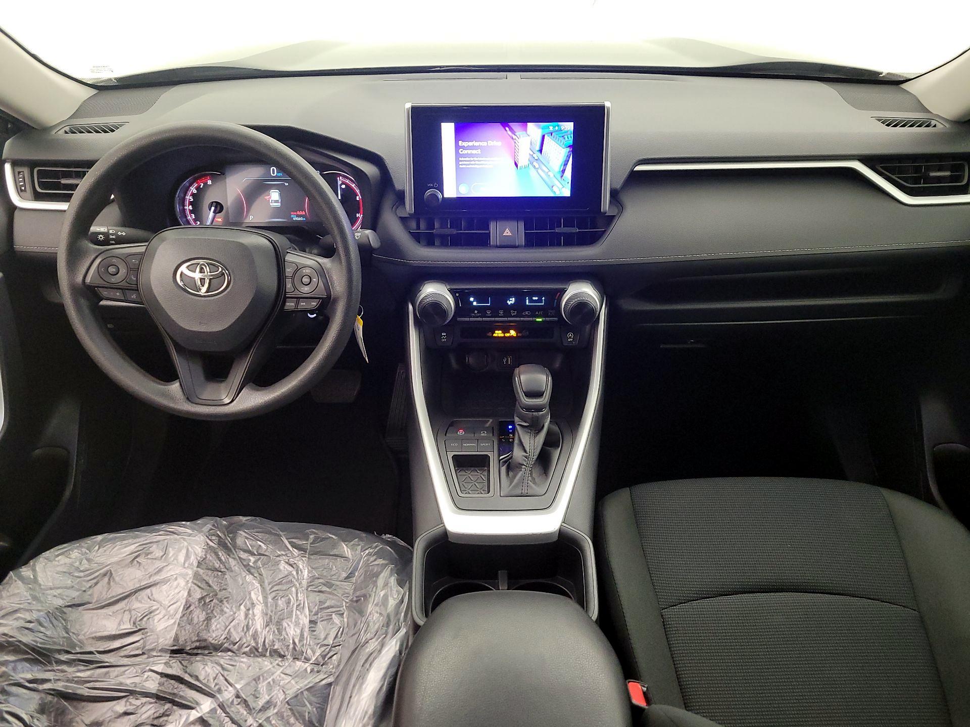 Thumbnail: 2024 Toyota RAV4 - 9