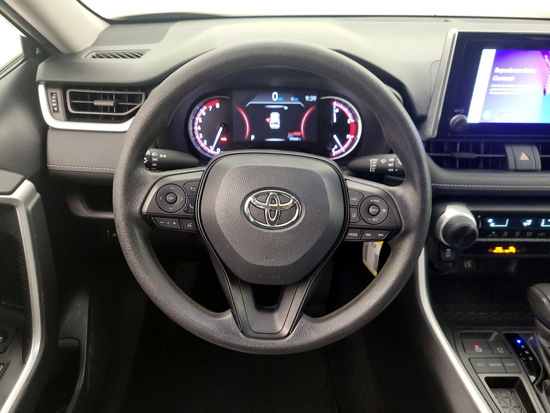 Thumbnail: 2024 Toyota RAV4 - 10