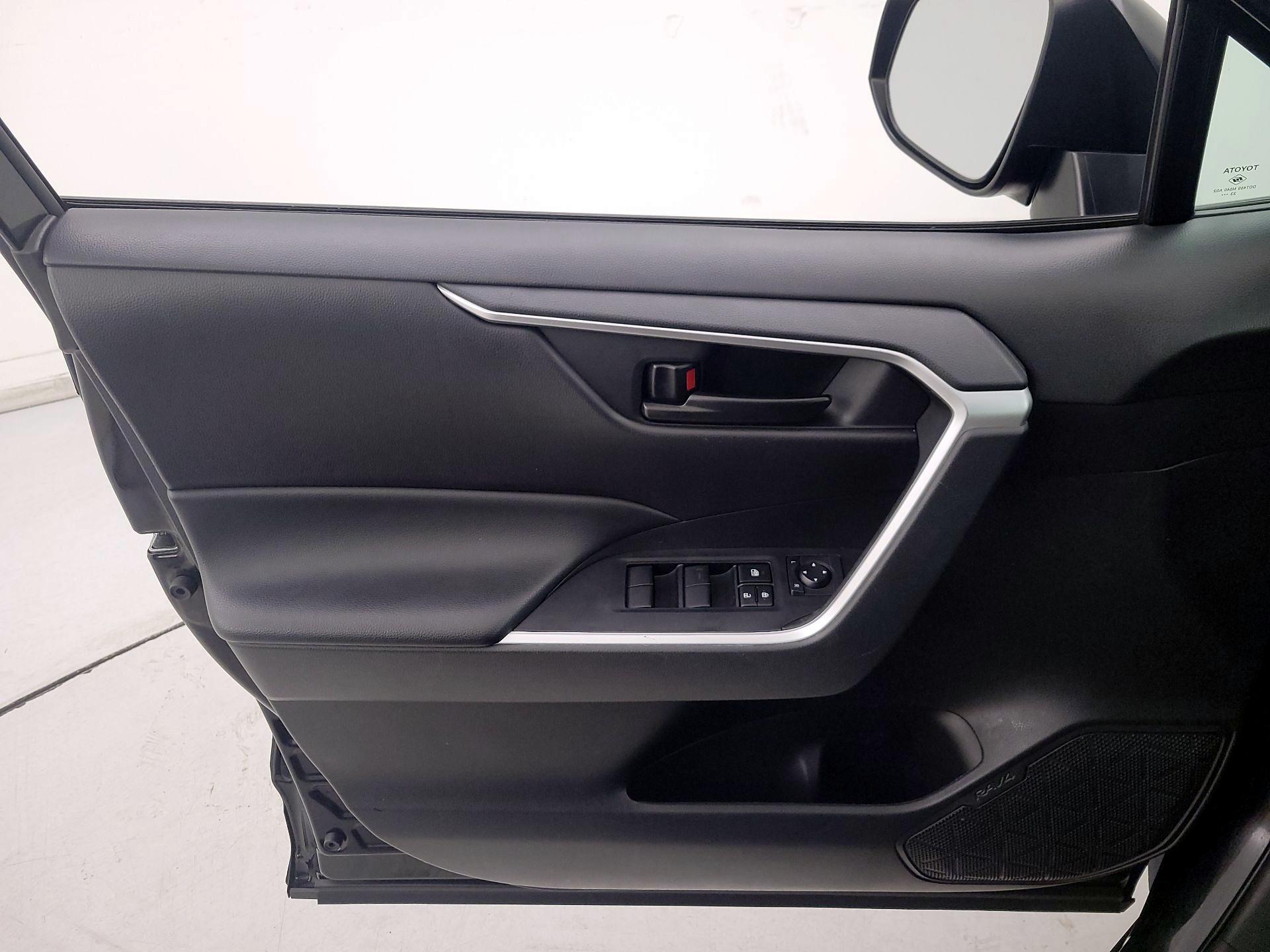 Thumbnail: 2024 Toyota RAV4 - 12