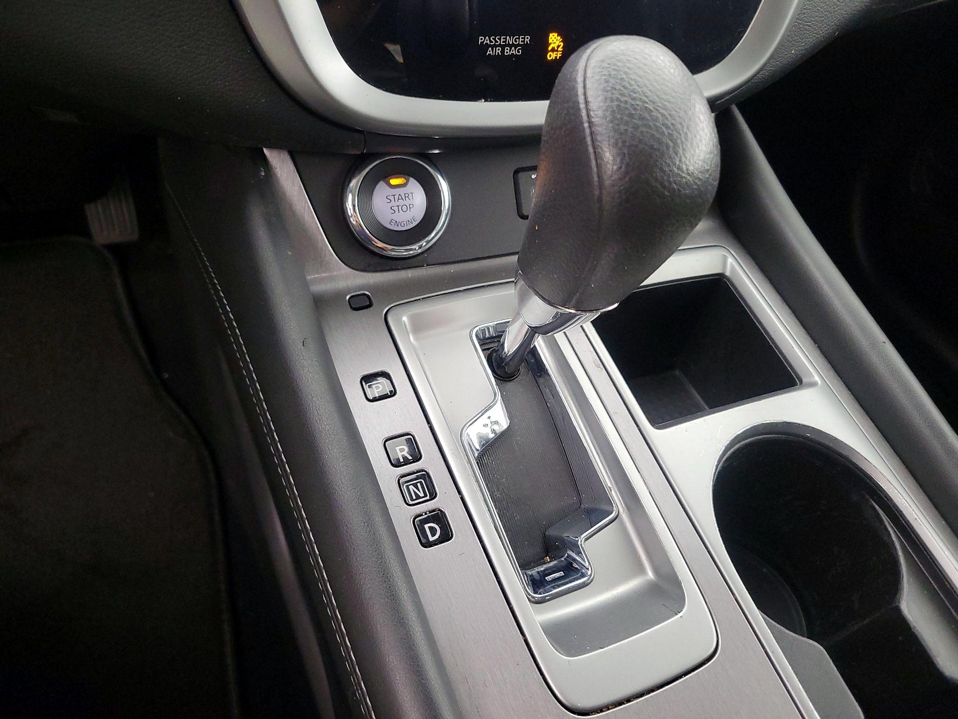 Thumbnail: 2020 Nissan Murano - 17