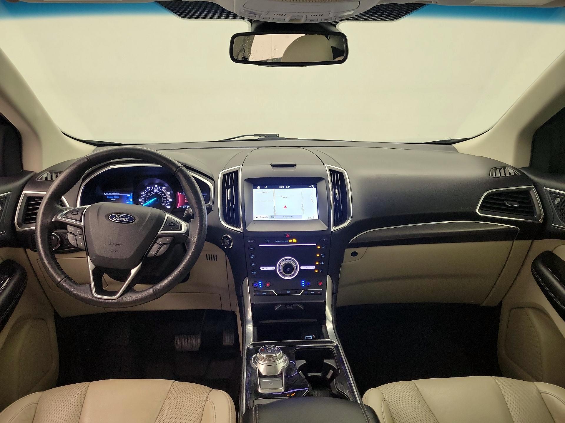 Thumbnail: 2019 Ford Edge - 9