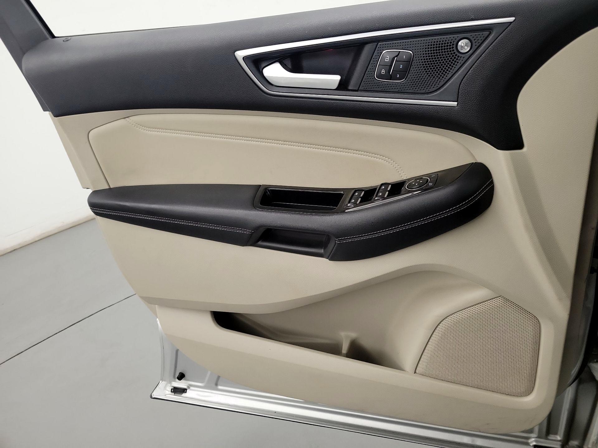 Thumbnail: 2019 Ford Edge - 12