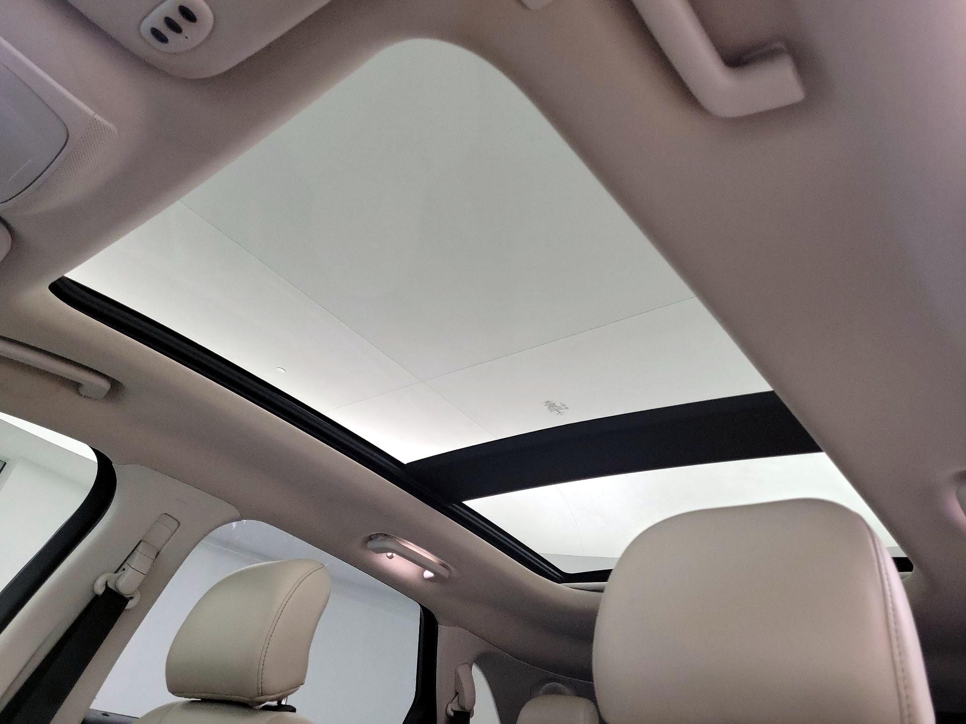 Thumbnail: 2019 Ford Edge - 20