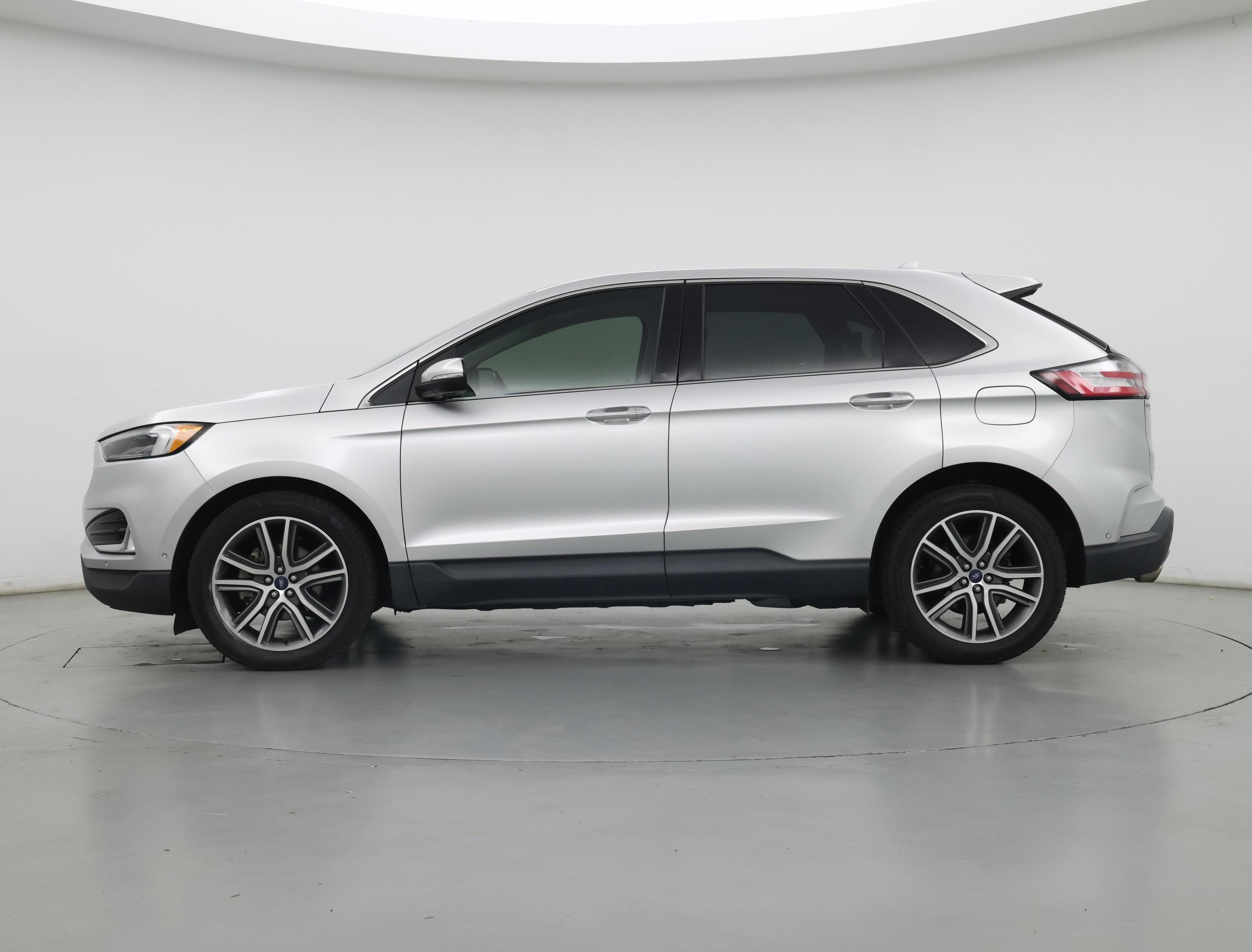 Thumbnail: 2019 Ford Edge - 3