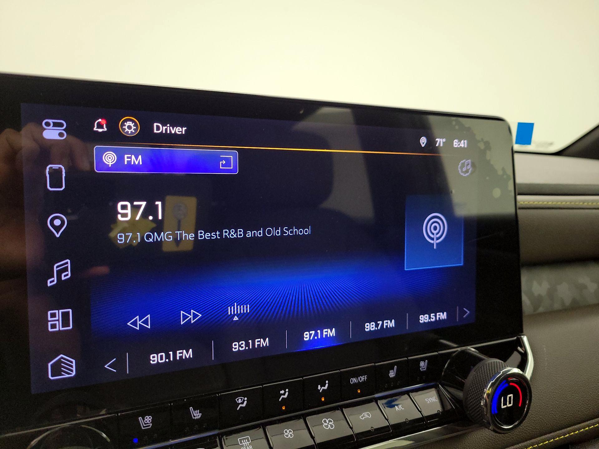 Thumbnail: 2025 Chevrolet Colorado - 16