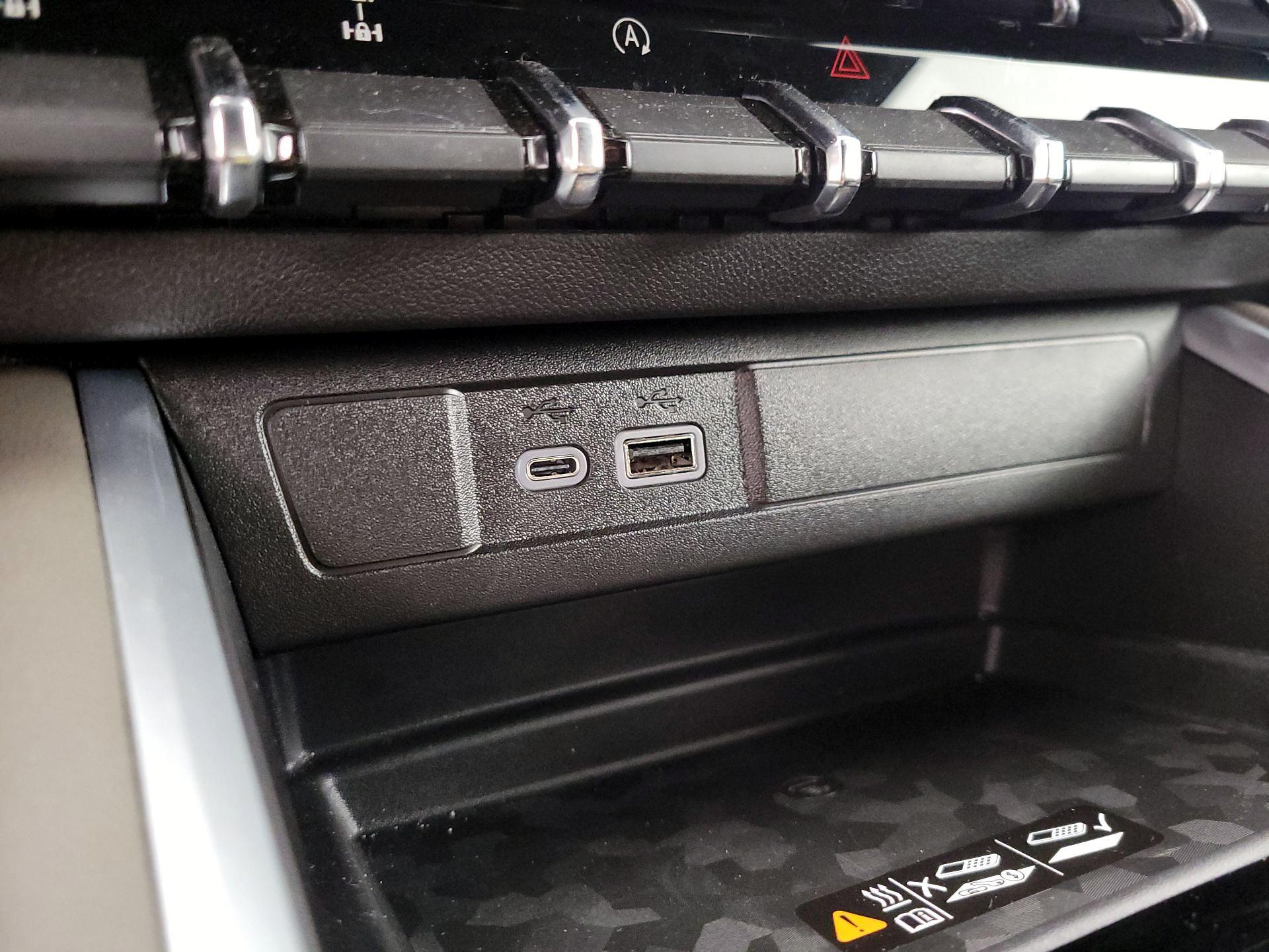 Thumbnail: 2025 Chevrolet Colorado - 19