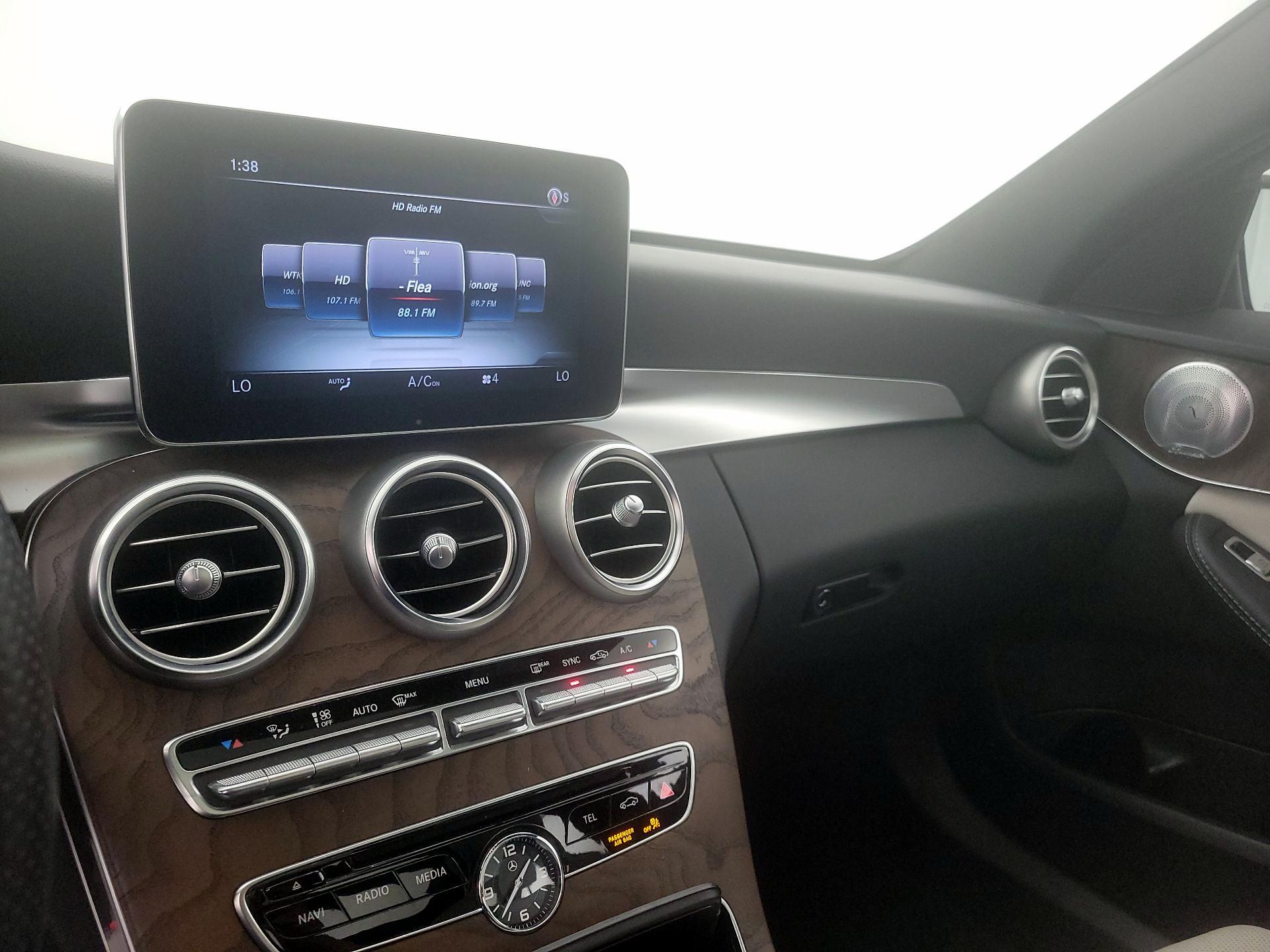 Thumbnail: 2018 Mercedes-Benz C-Class - 16