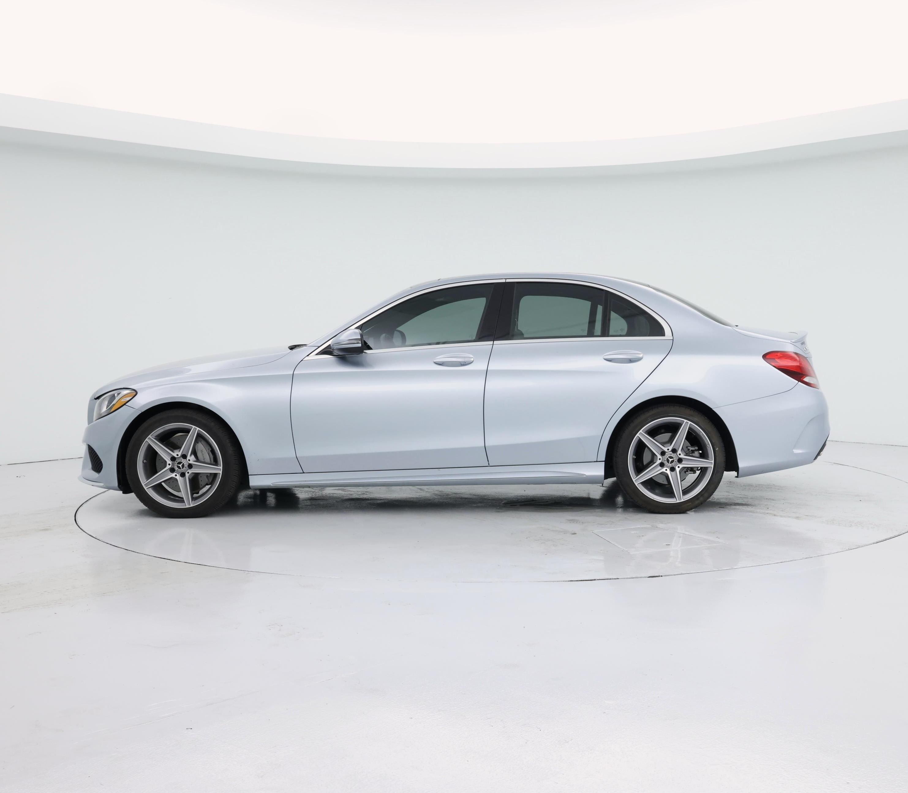 Thumbnail: 2018 Mercedes-Benz C-Class - 3