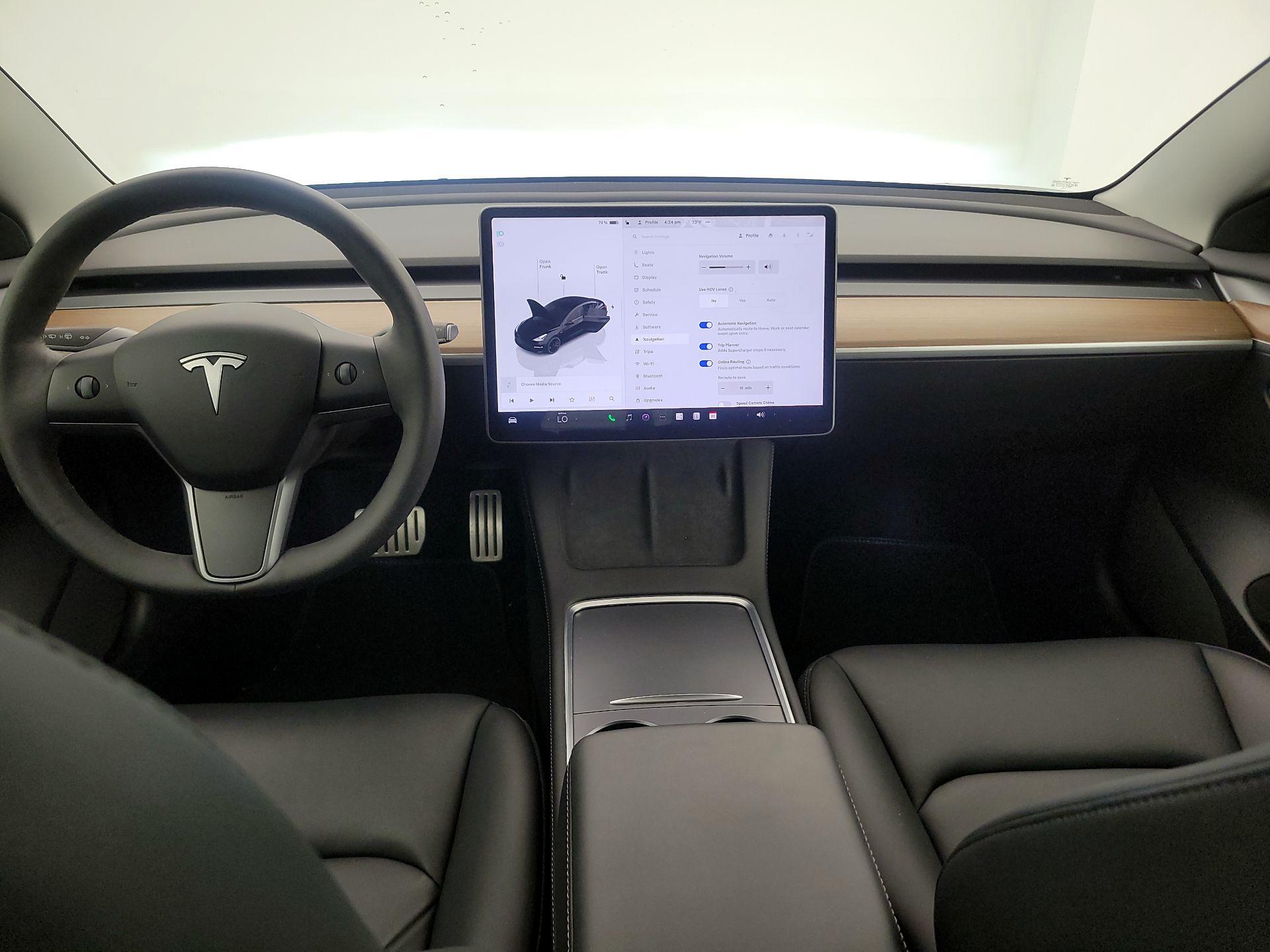 Thumbnail: 2022 Tesla Model 3 - 9