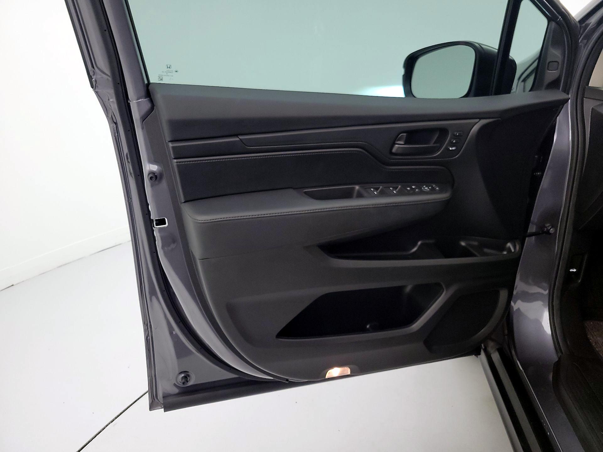 Thumbnail: 2025 Honda Odyssey - 12