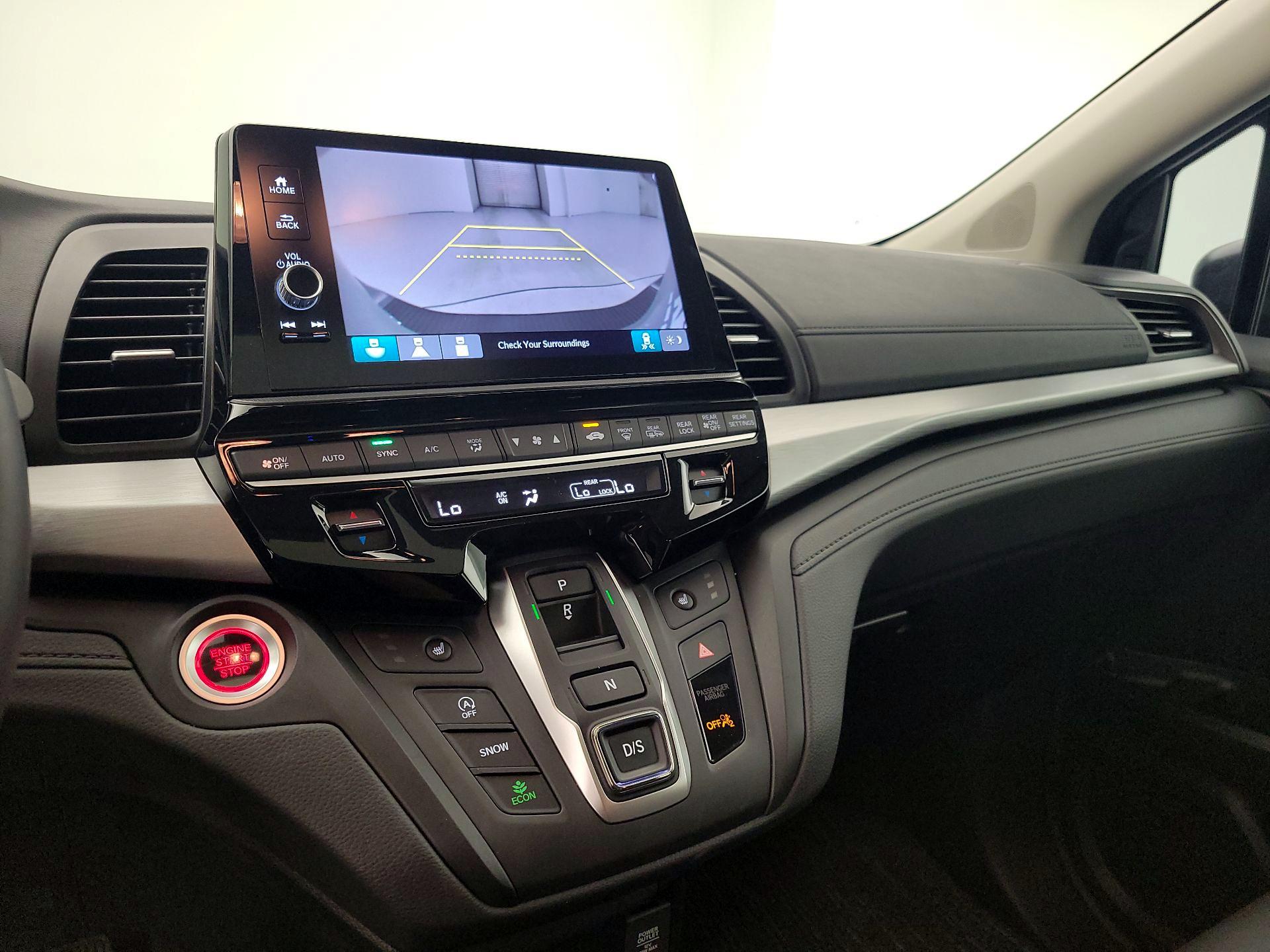 Thumbnail: 2025 Honda Odyssey - 14