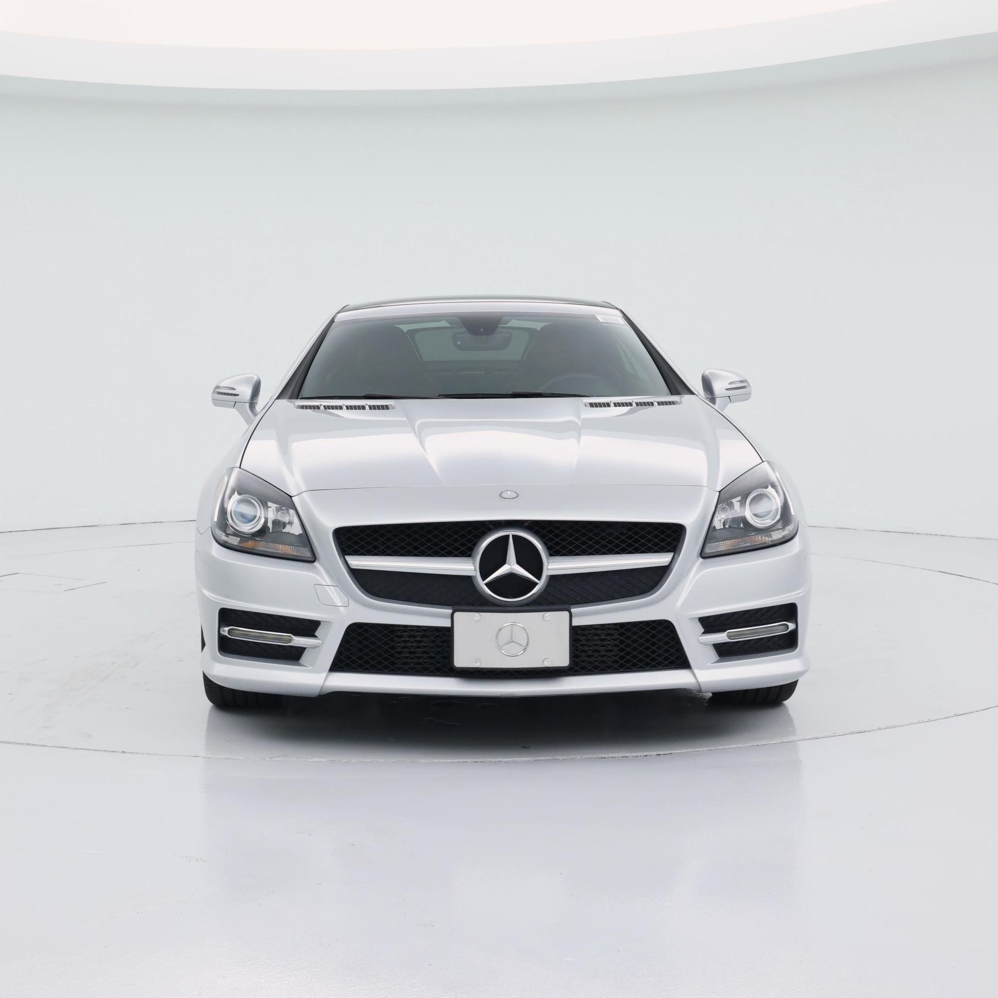 Thumbnail: 2015 Mercedes-Benz SLK - 5