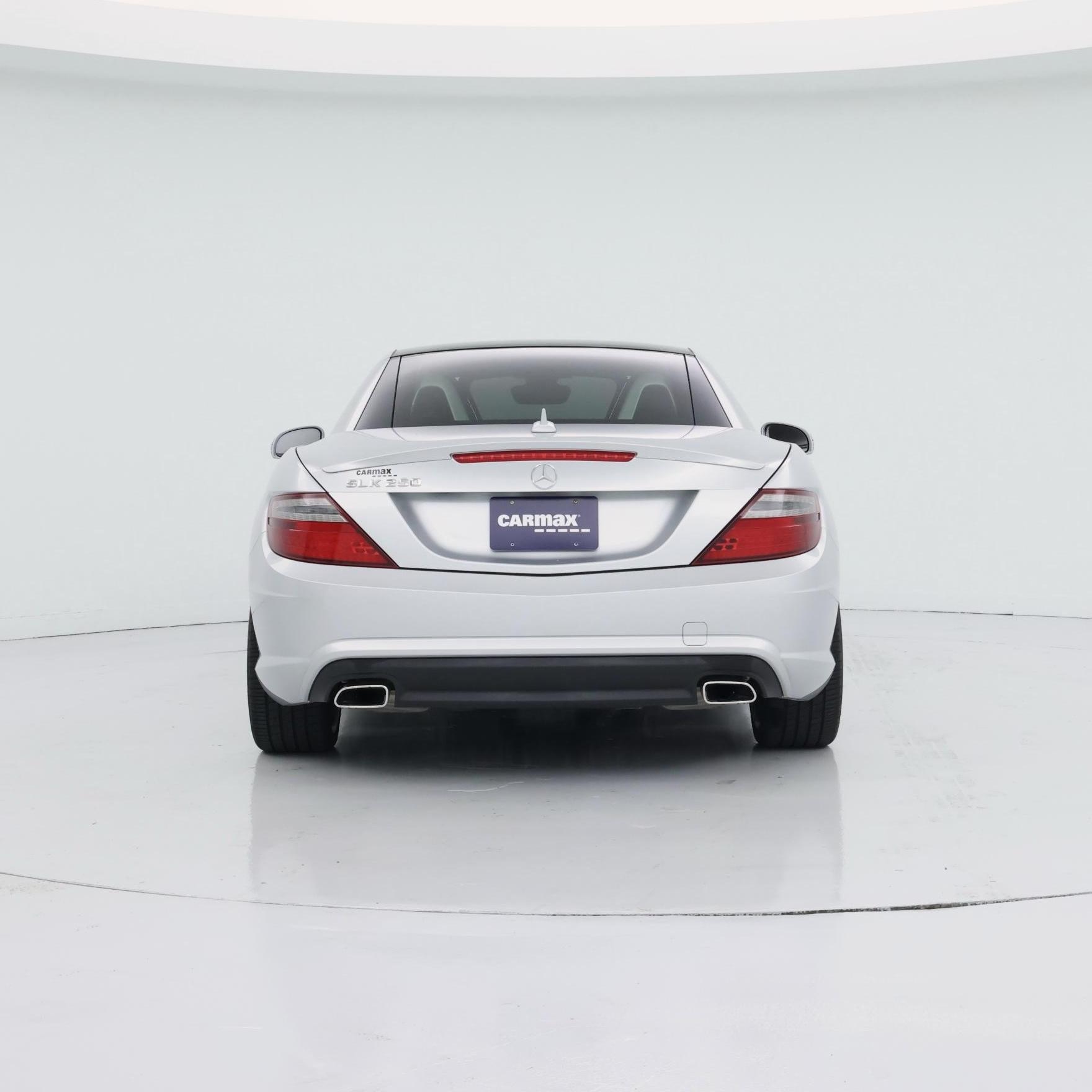 Thumbnail: 2015 Mercedes-Benz SLK - 6