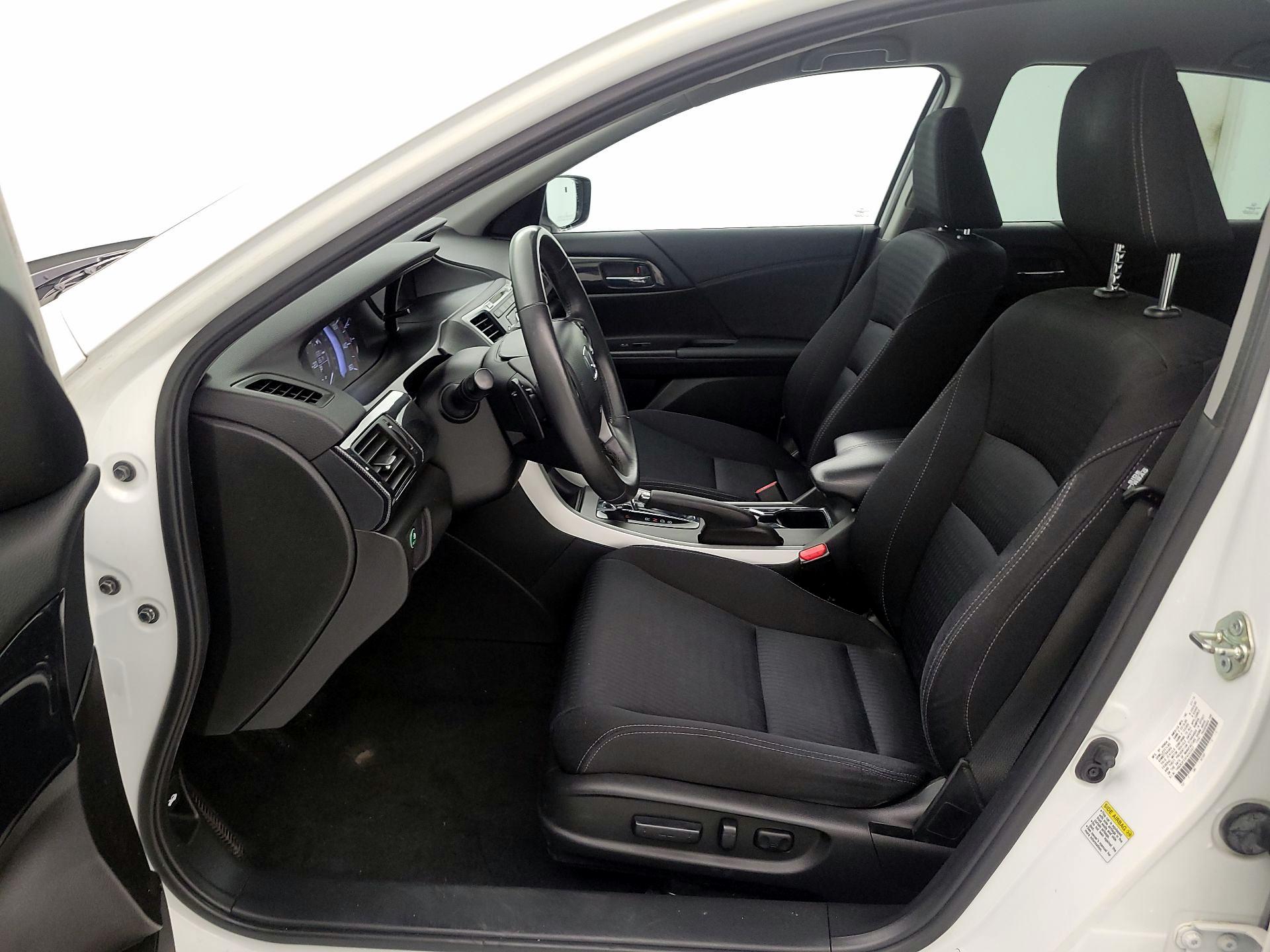 Thumbnail: 2015 Honda Accord - 11