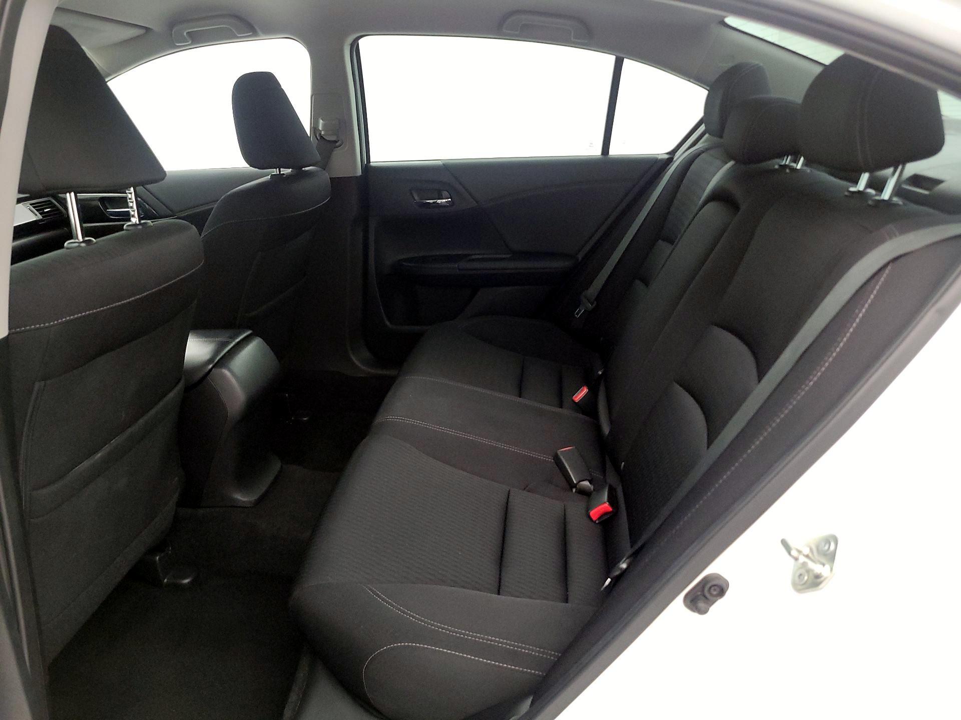 Thumbnail: 2015 Honda Accord - 19