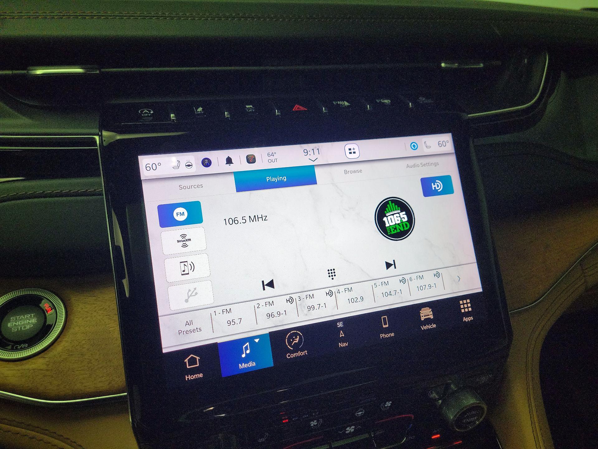 Thumbnail: 2023 Jeep Grand Cherokee - 16