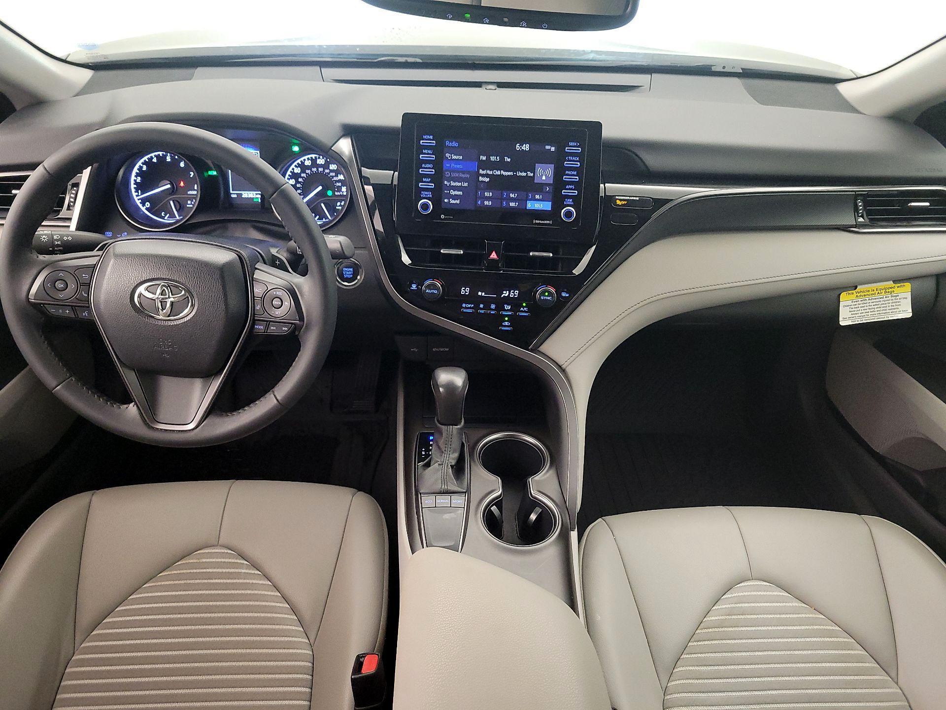 Thumbnail: 2022 Toyota Camry - 9