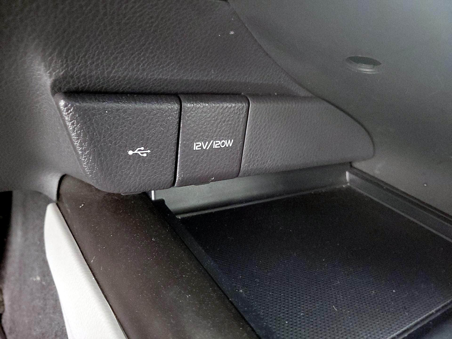 Thumbnail: 2022 Toyota Camry - 18