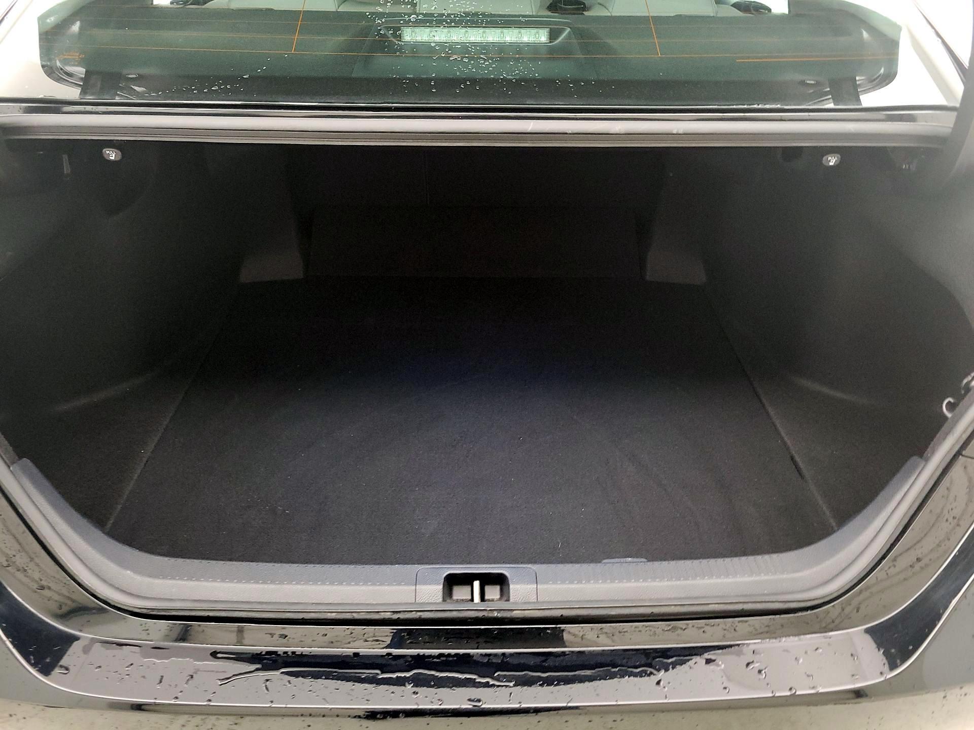 Thumbnail: 2022 Toyota Camry - 20