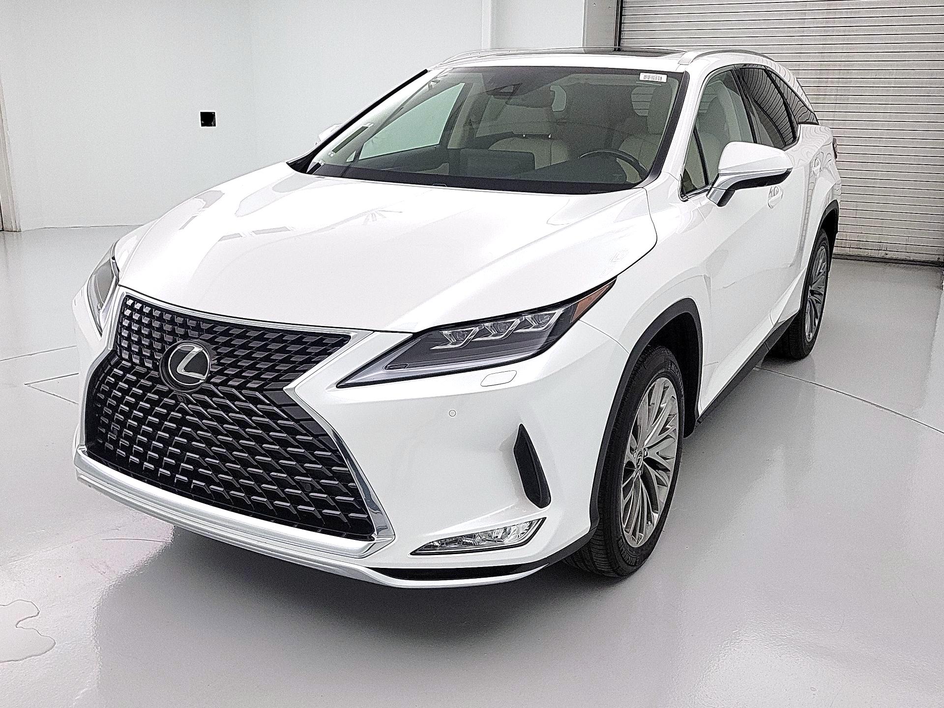 Thumbnail: 2022 Lexus RX - 3