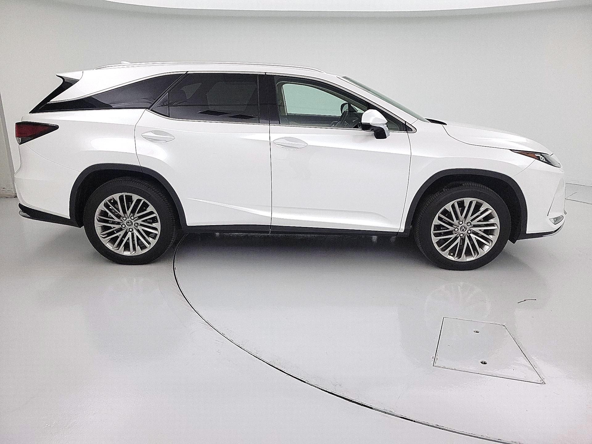 Thumbnail: 2022 Lexus RX - 4