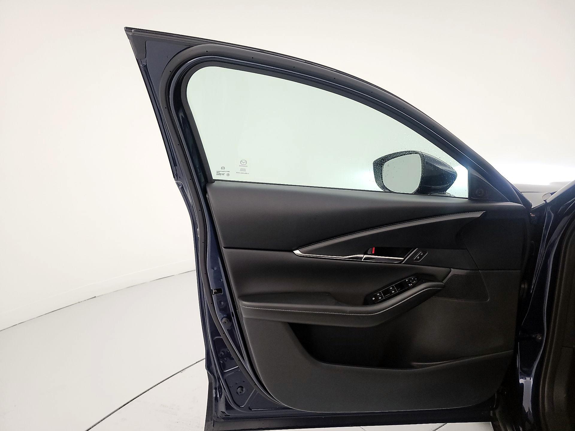 Thumbnail: 2025 Mazda CX-30 - 12