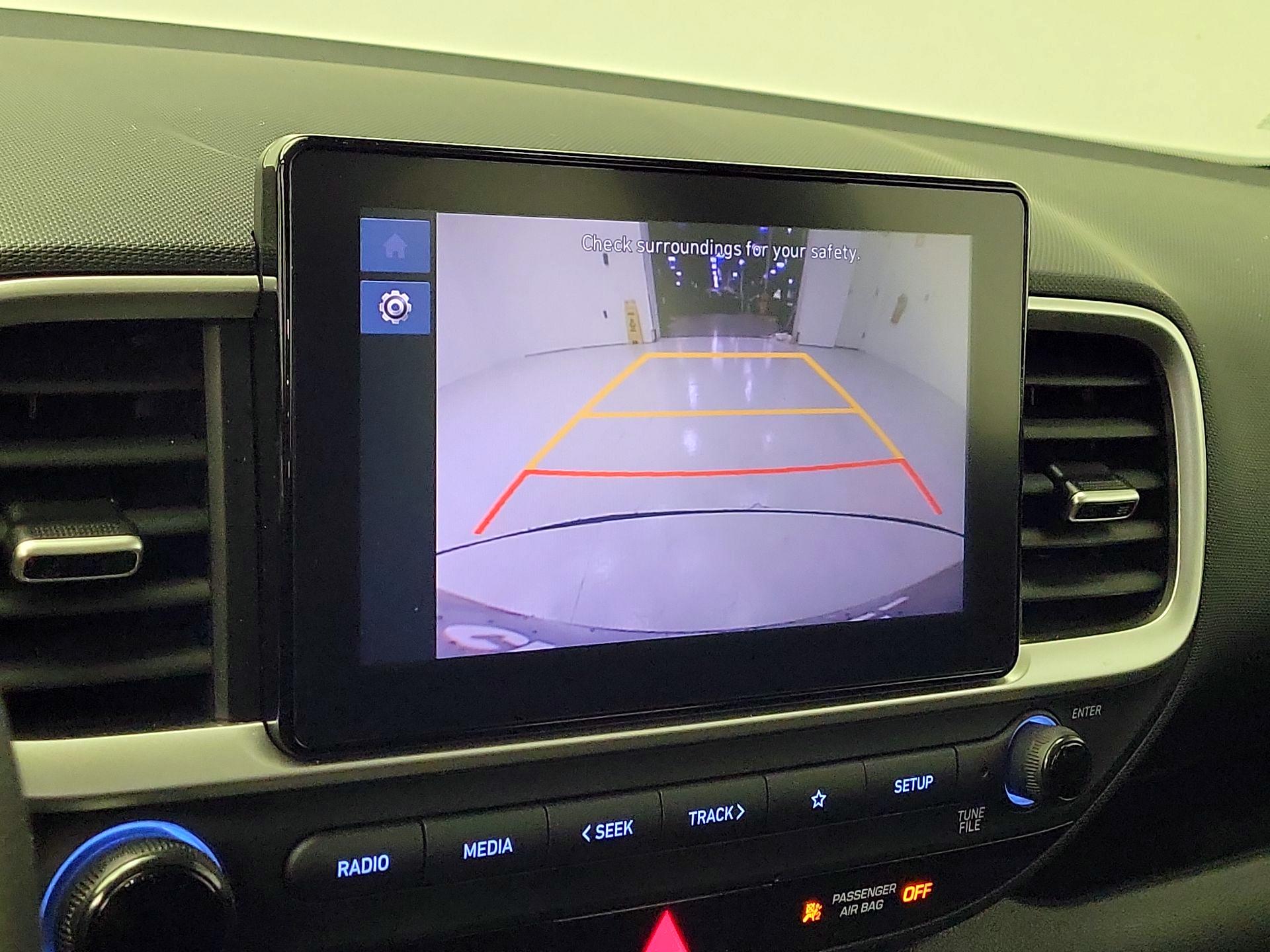 Thumbnail: 2023 Hyundai Venue - 14