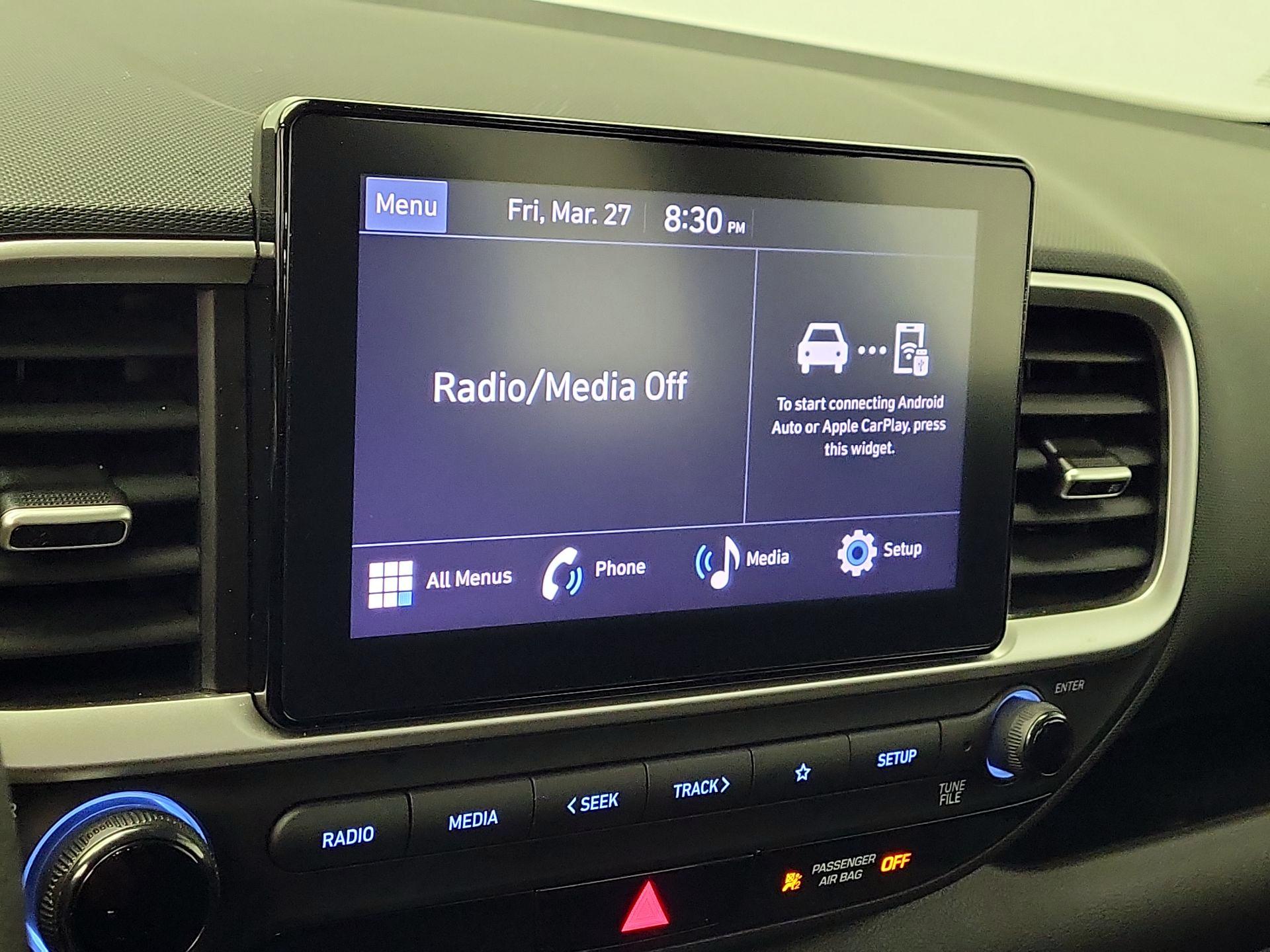 Thumbnail: 2023 Hyundai Venue - 15