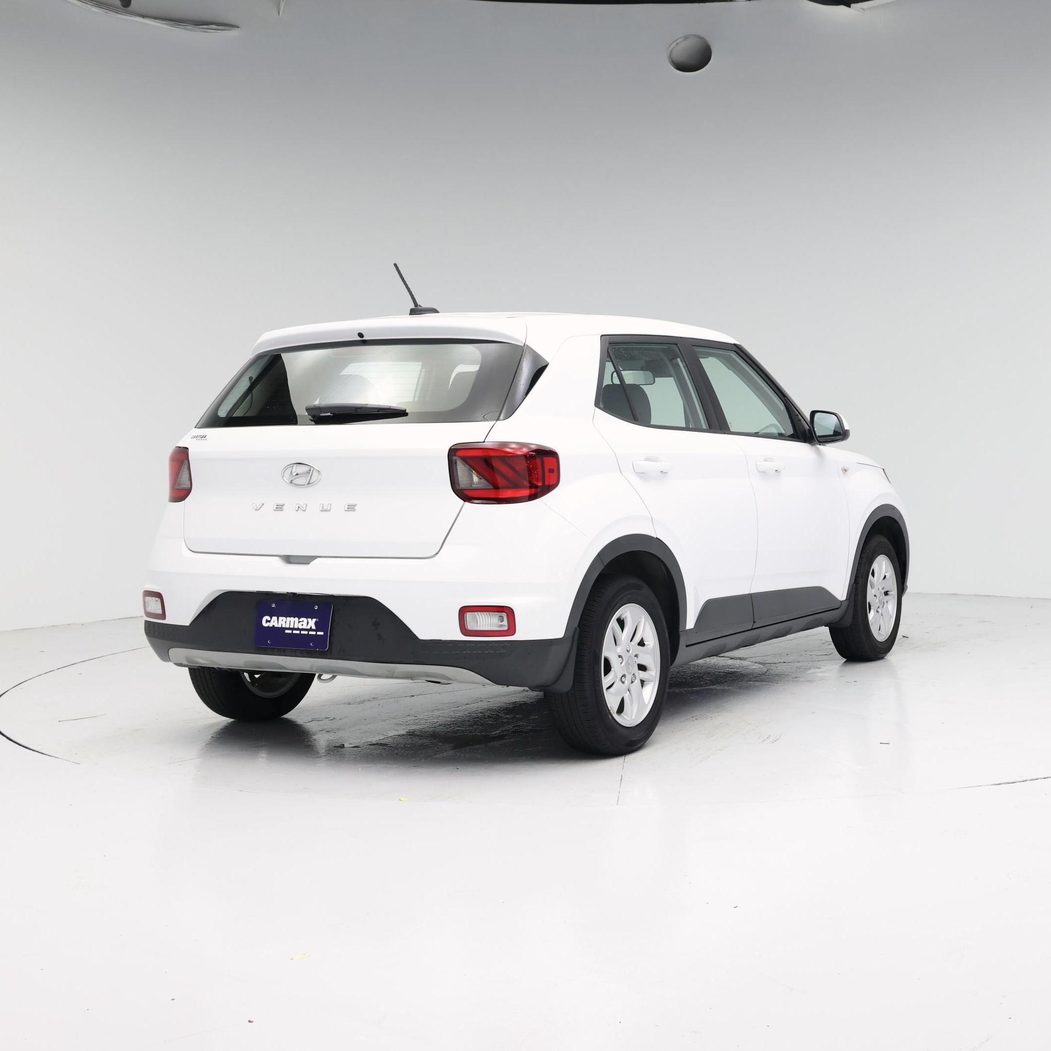 Thumbnail: 2023 Hyundai Venue - 8