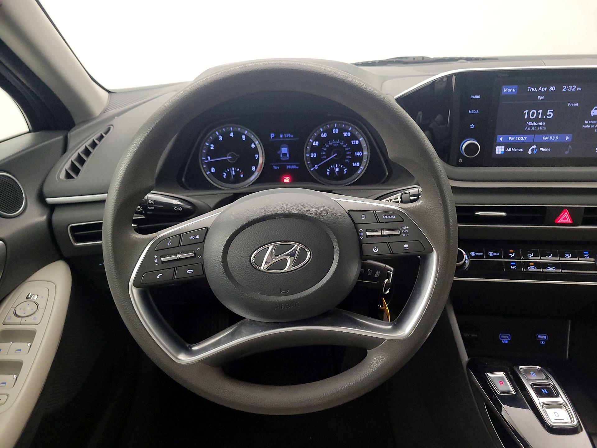 Thumbnail: 2023 Hyundai Sonata - 10