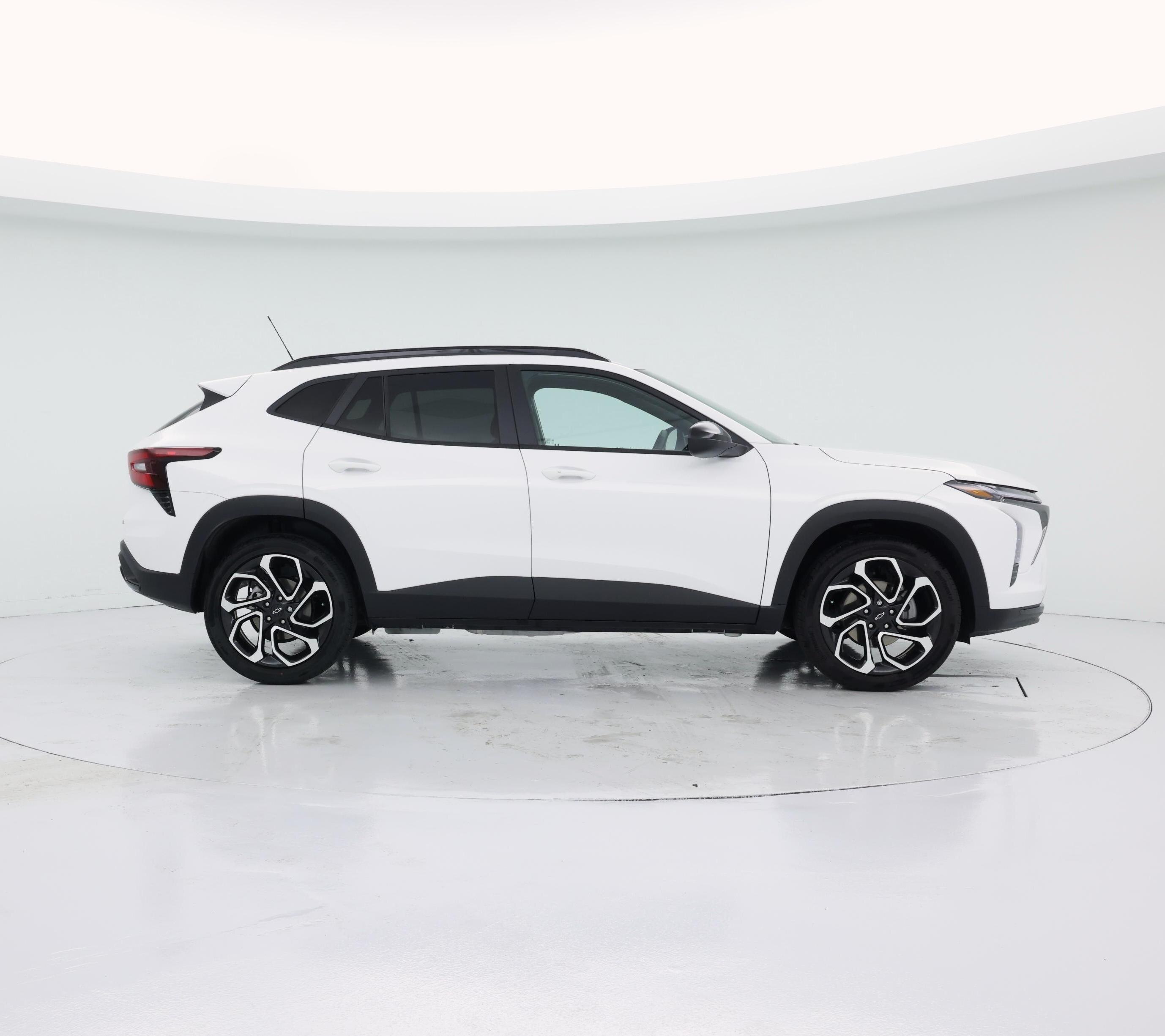 Thumbnail: 2025 Chevrolet Trax - 7