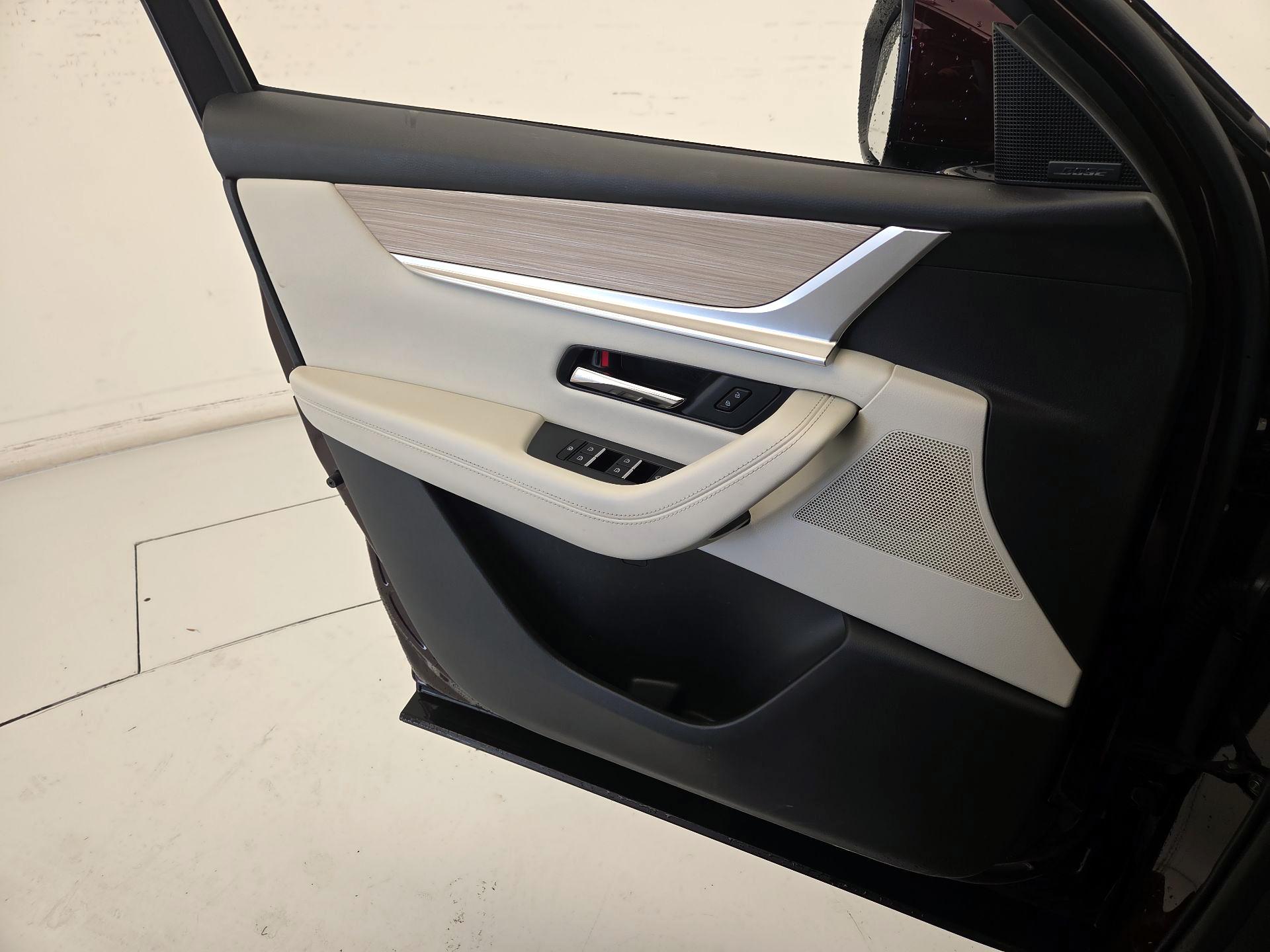 Thumbnail: 2024 Mazda CX-90 - 12