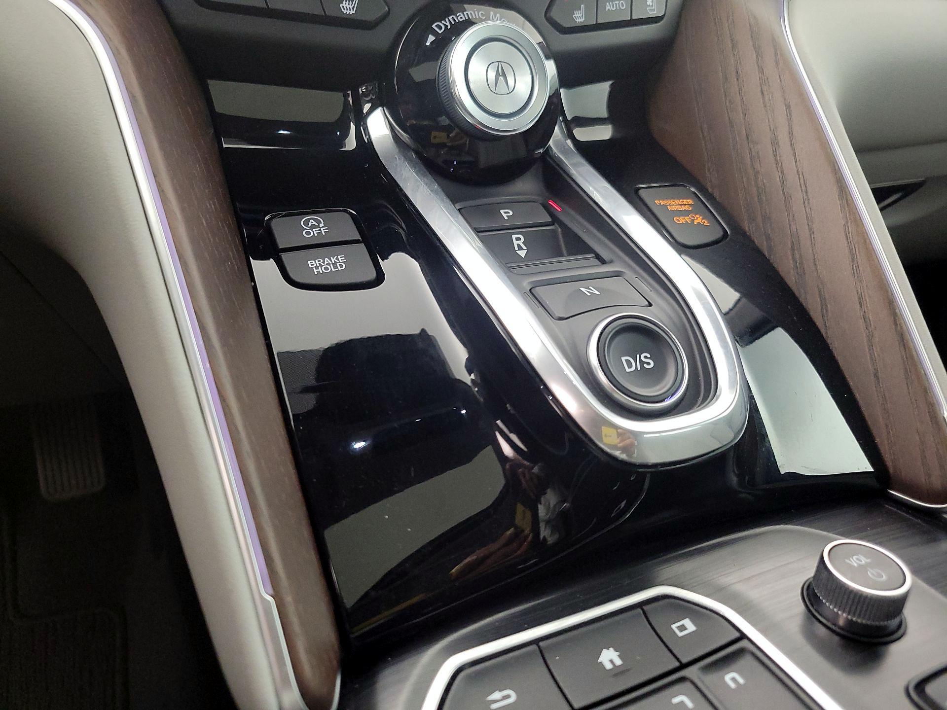 Thumbnail: 2021 Acura TLX - 18