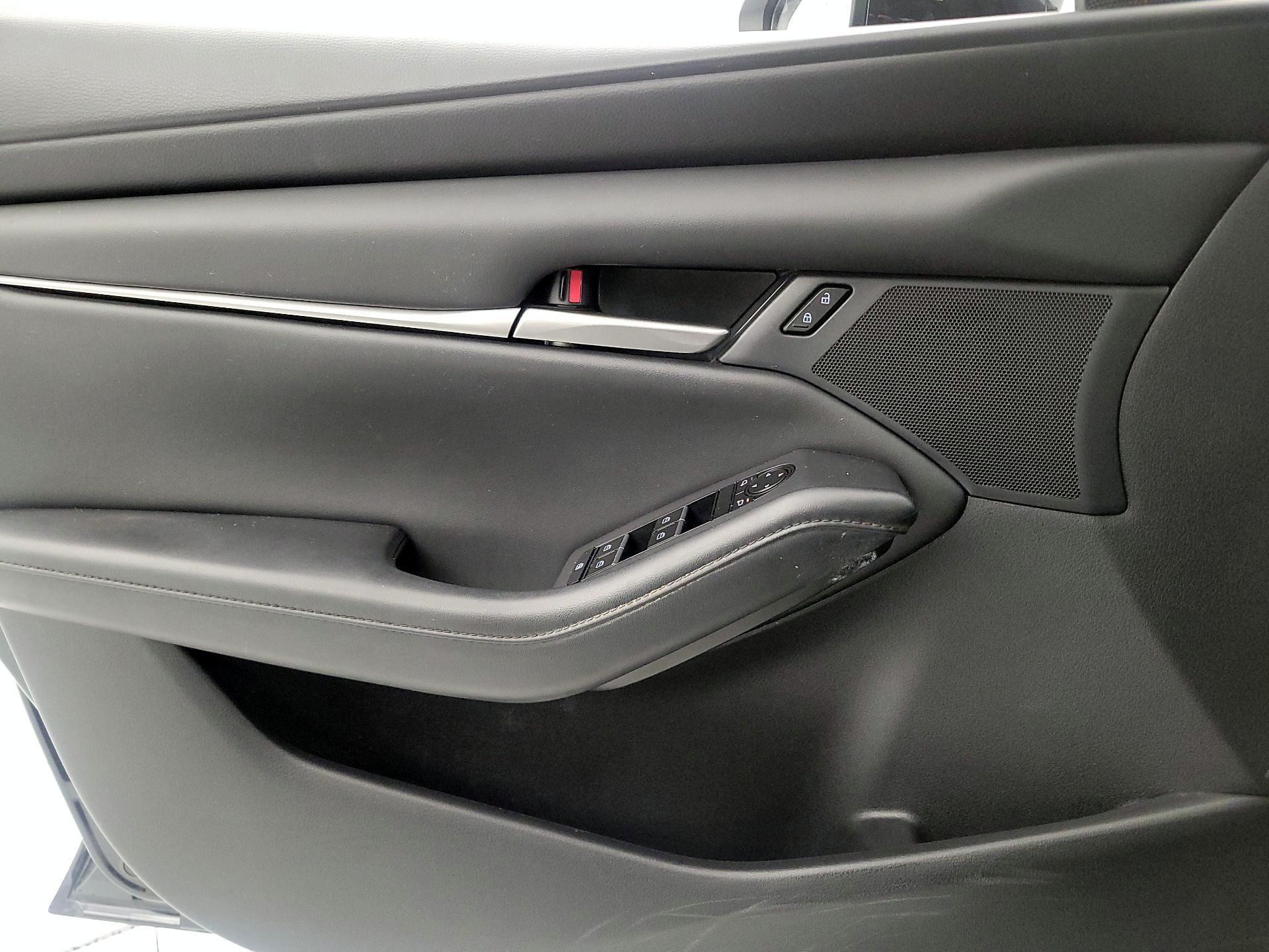 Thumbnail: 2021 Mazda Mazda3 - 12