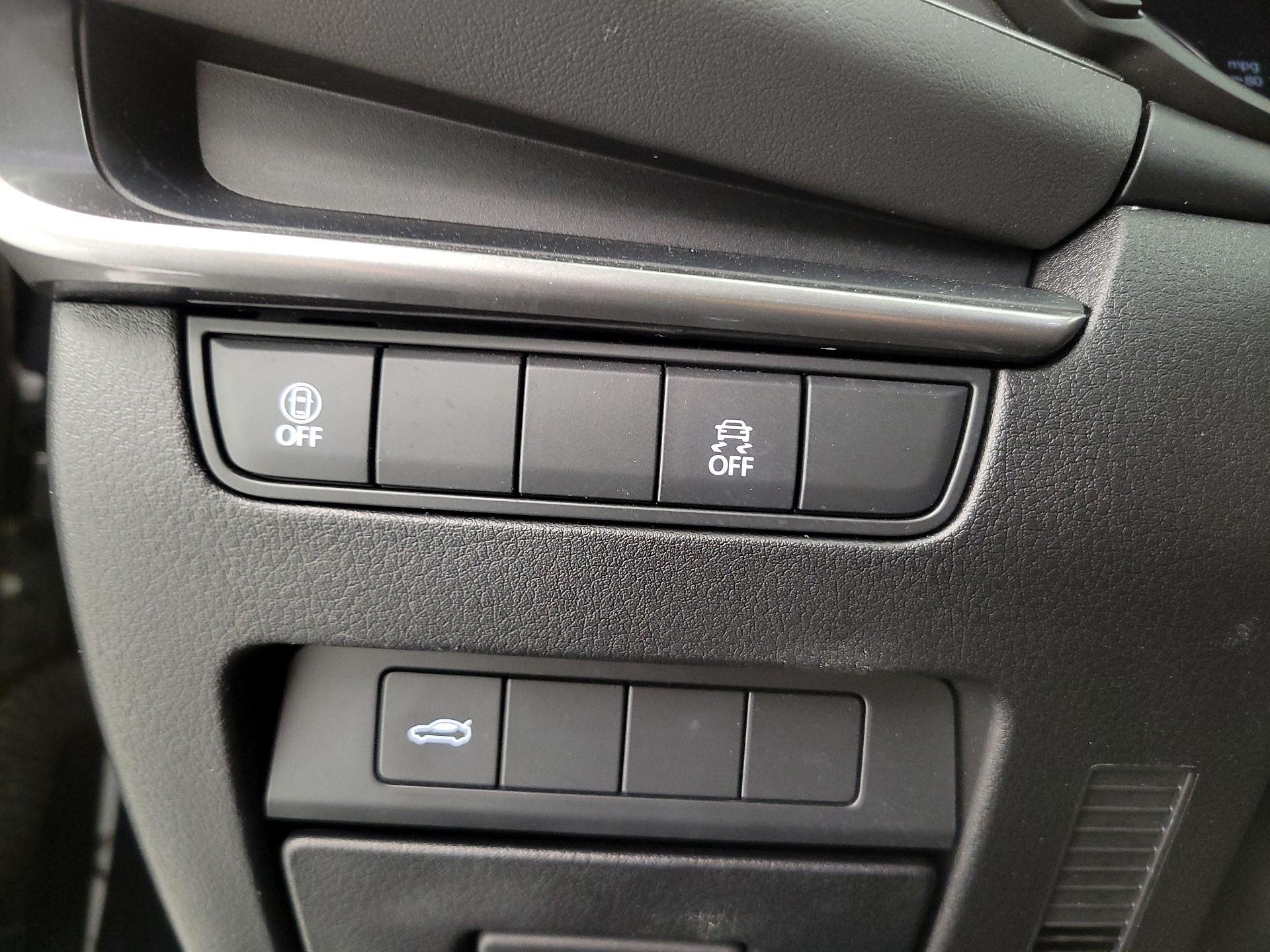 Thumbnail: 2021 Mazda Mazda3 - 13