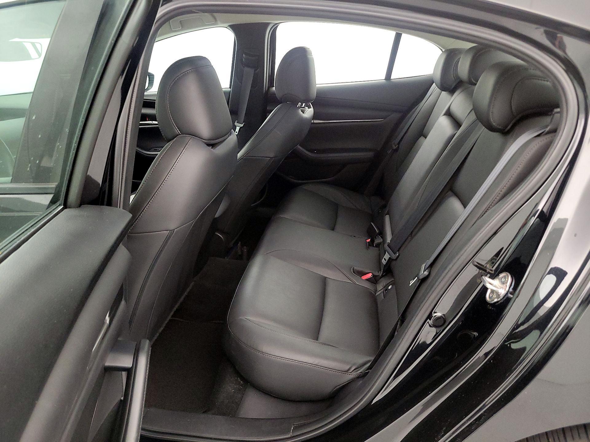 Thumbnail: 2021 Mazda Mazda3 - 19