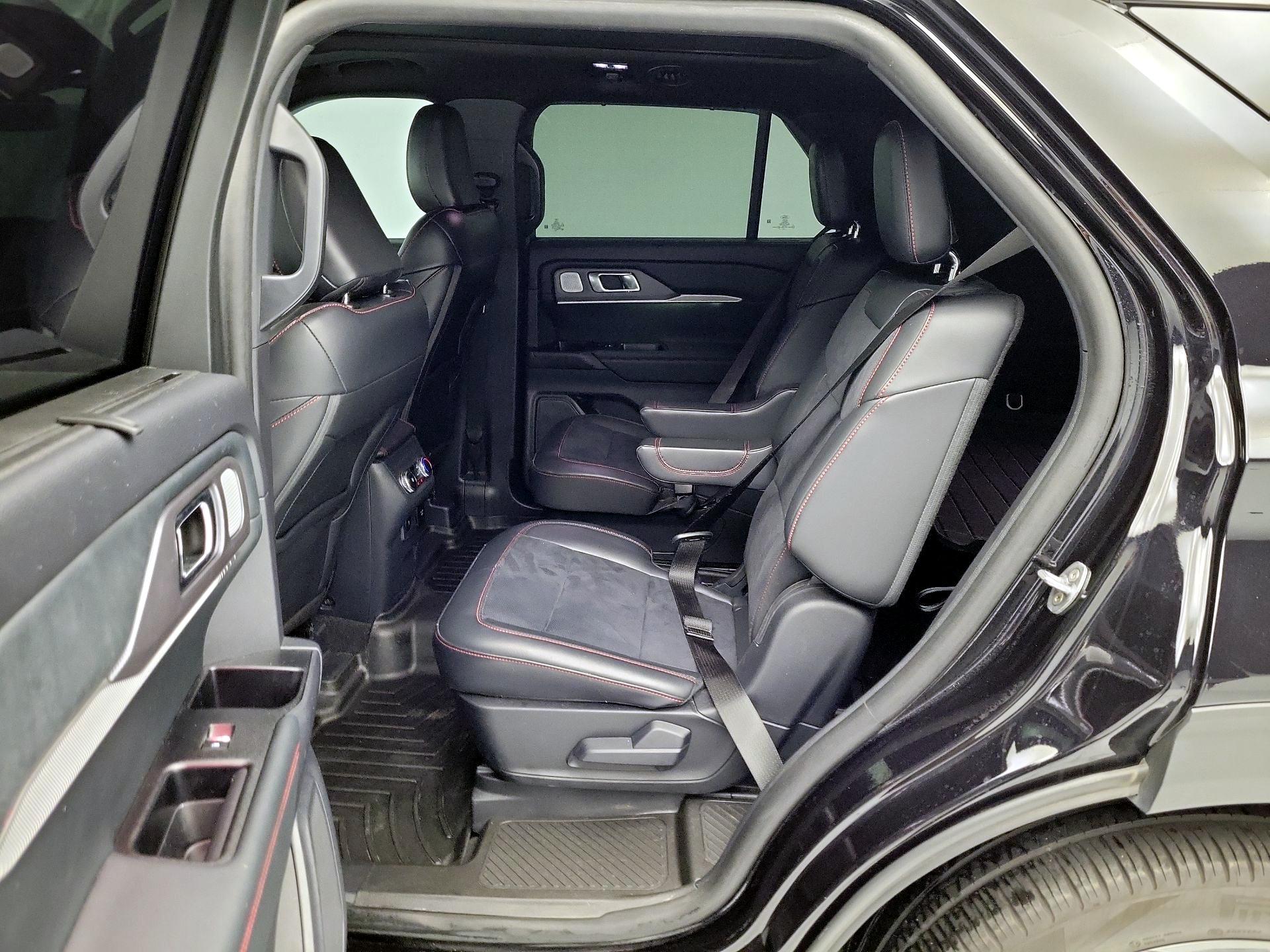 Thumbnail: 2025 Ford Explorer - 20