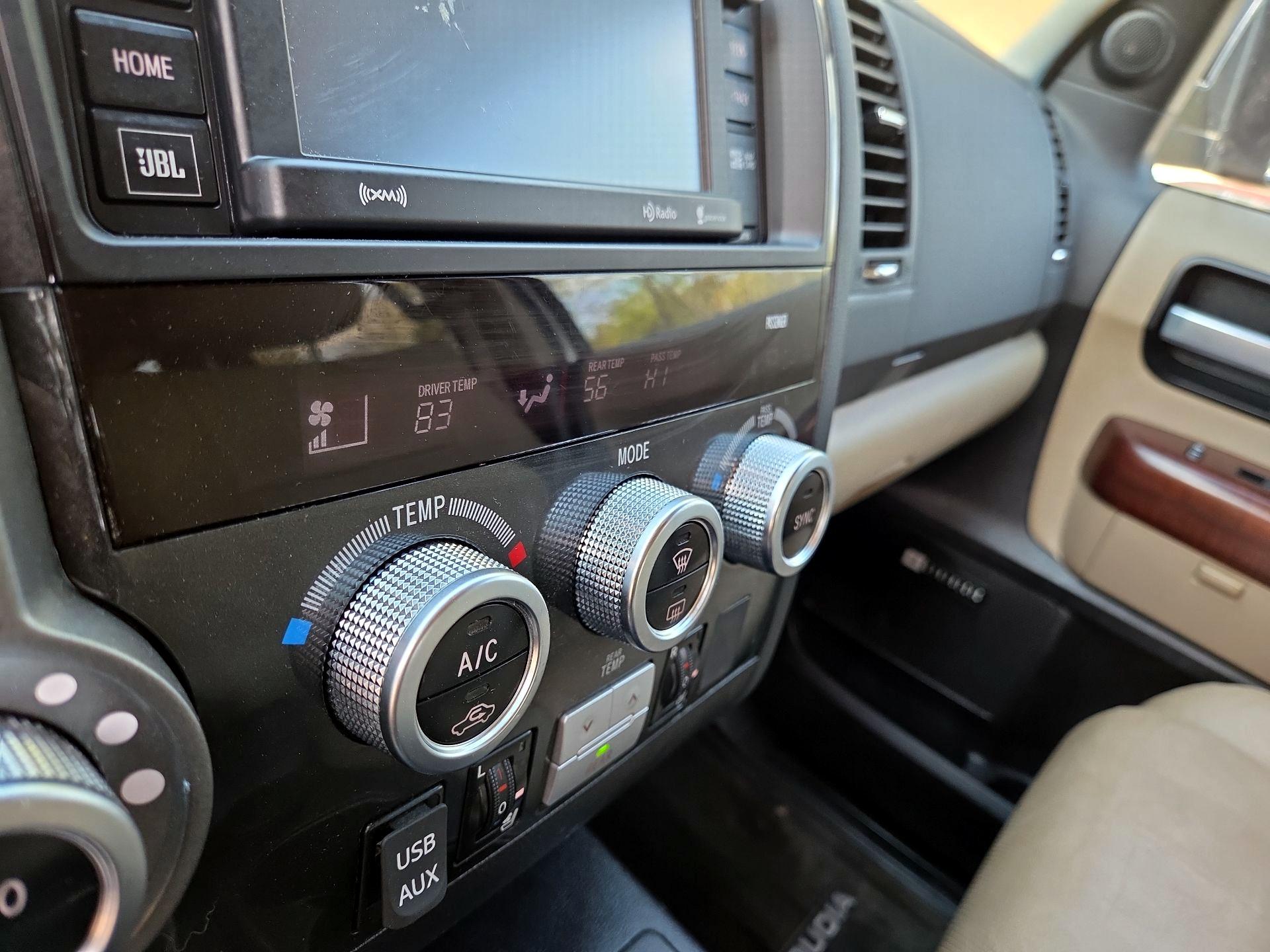 Thumbnail: 2016 Toyota Sequoia - 14