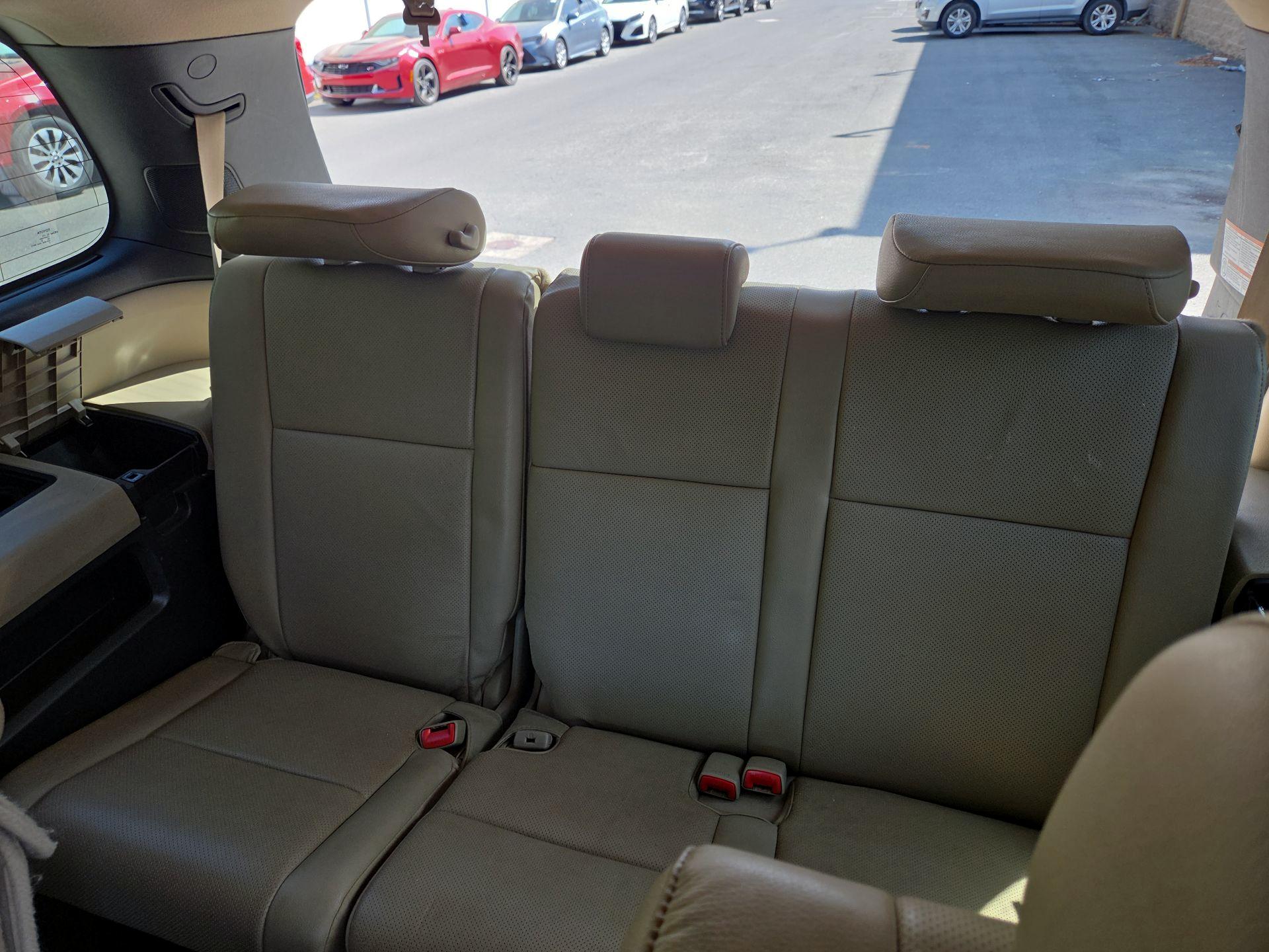 Thumbnail: 2016 Toyota Sequoia - 18