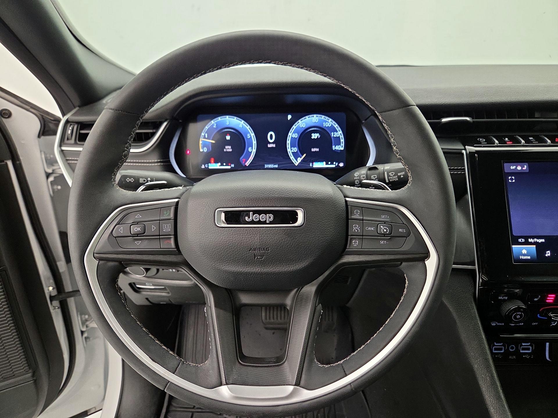 Thumbnail: 2024 Jeep Grand Cherokee - 10