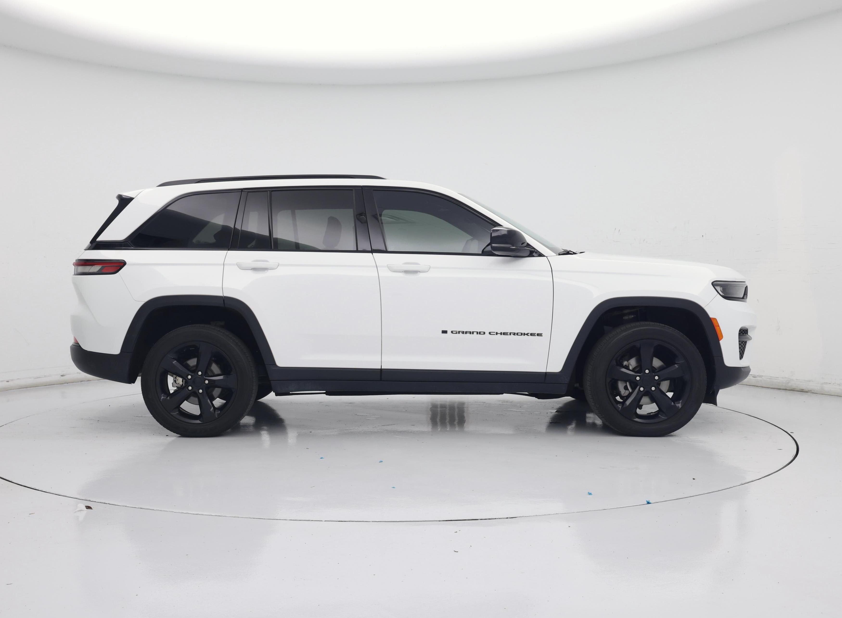 Thumbnail: 2024 Jeep Grand Cherokee - 7