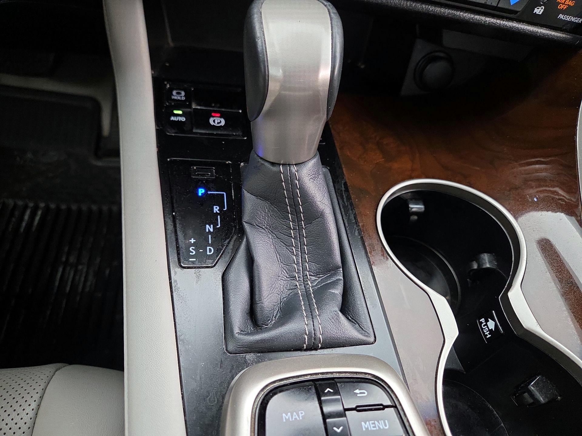 Thumbnail: 2017 Lexus RX - 18