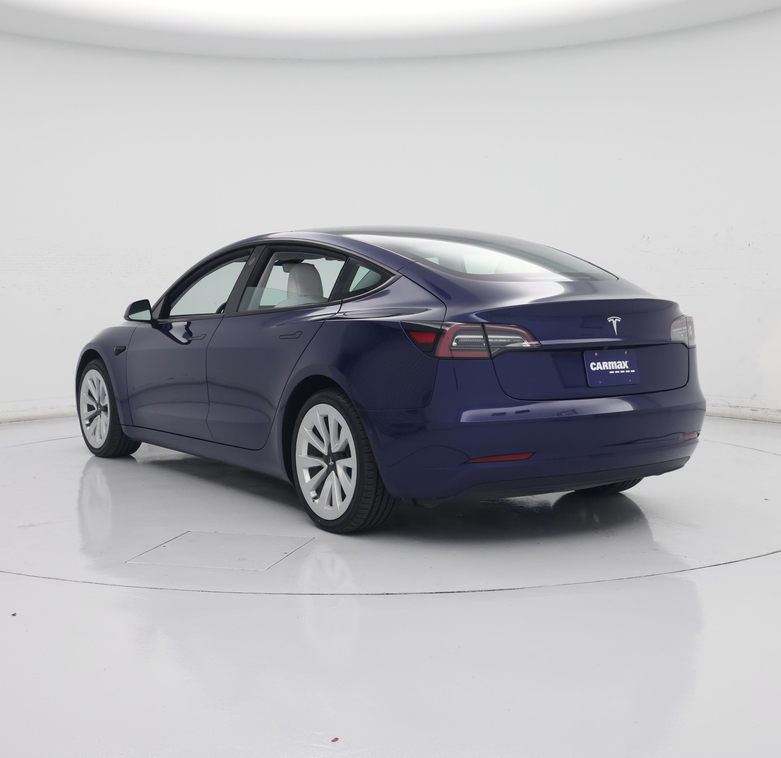 Thumbnail: 2022 Tesla Model 3 - 2
