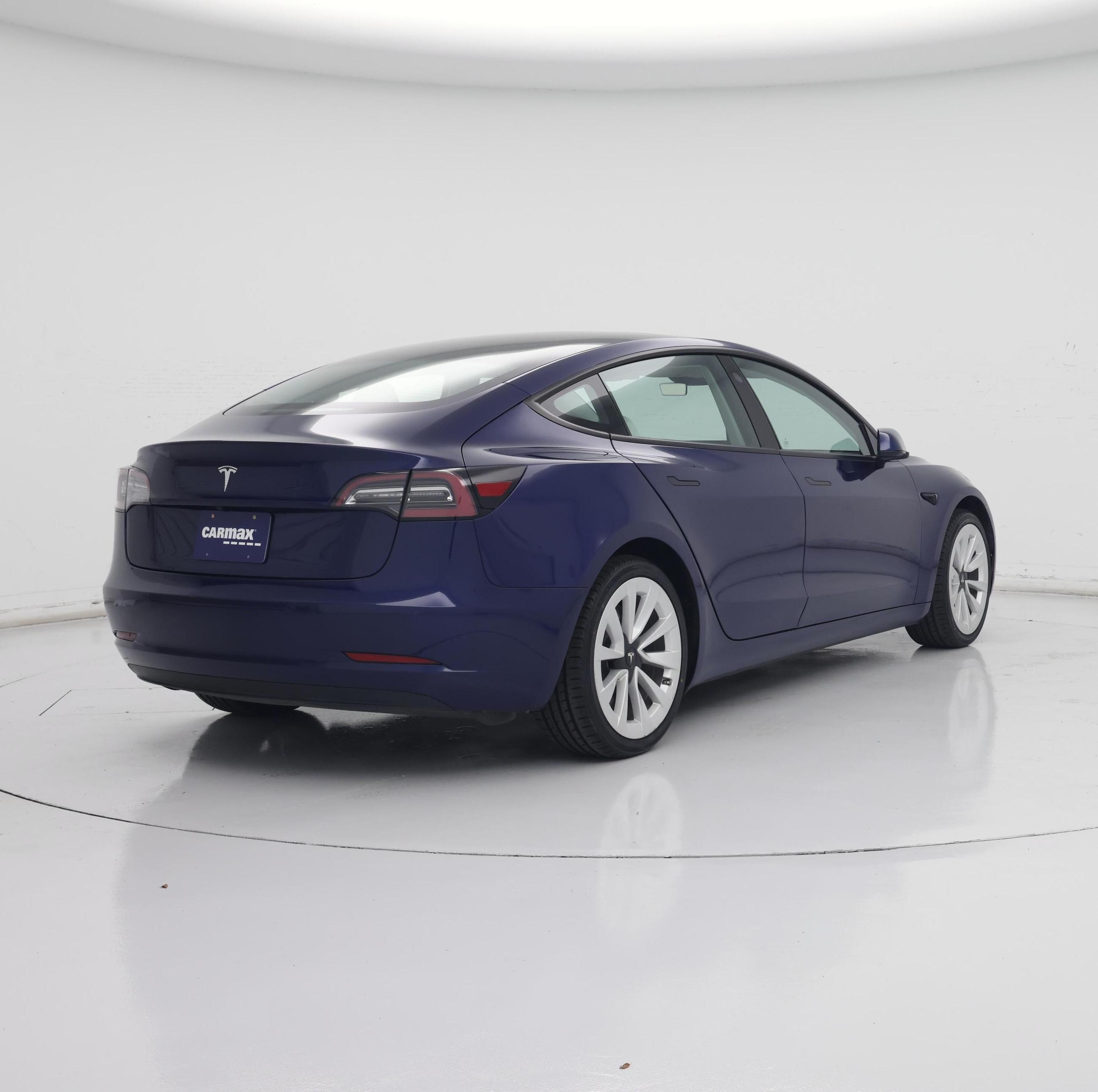 Thumbnail: 2022 Tesla Model 3 - 8